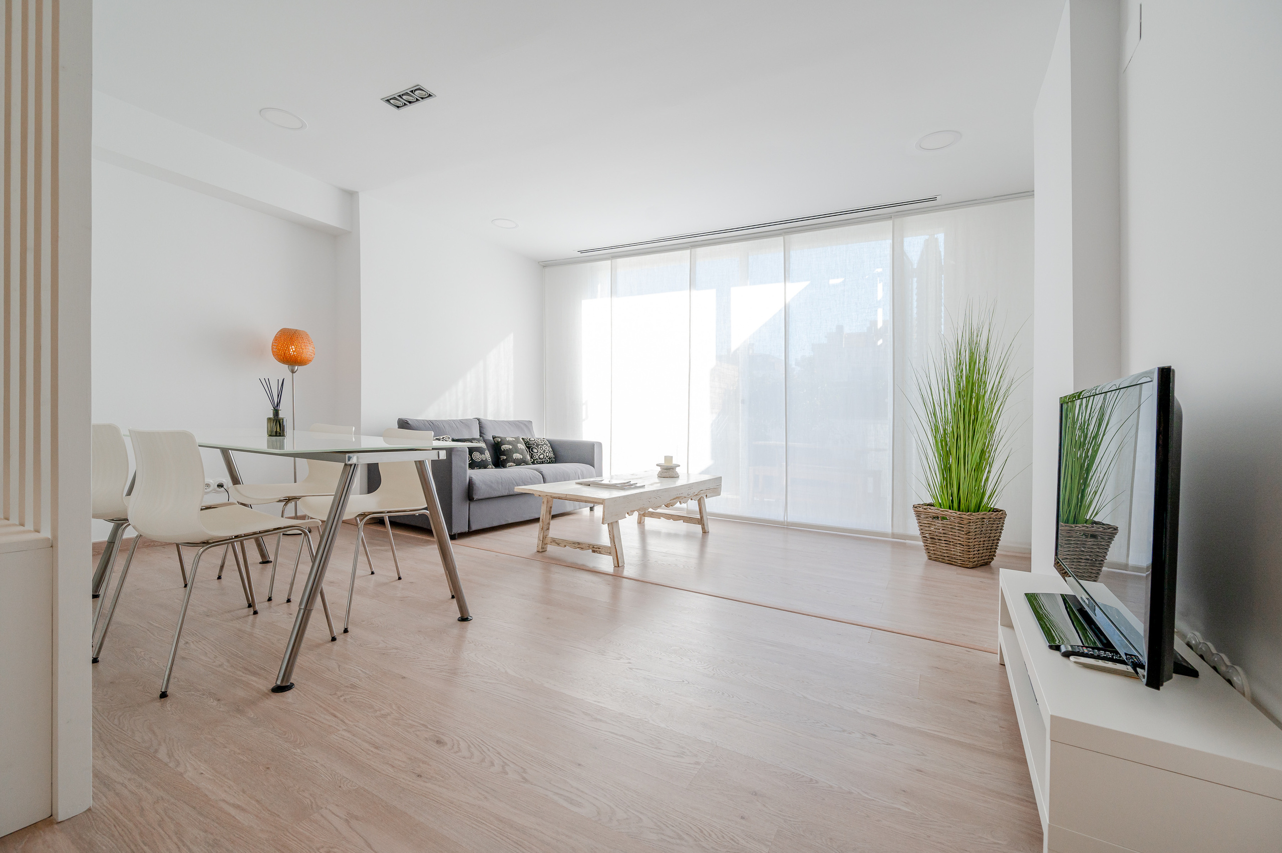 Interiores. Photographer, designer, contentmaker Ivan Batin