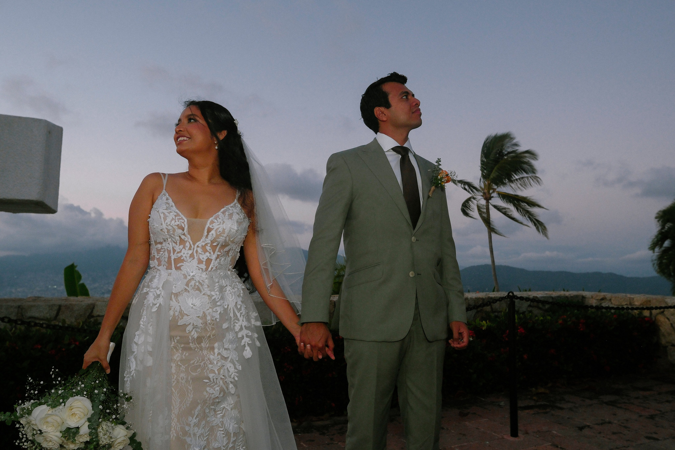 Ney & Cris / Acapulco. Wedding and family photographer in Mexico City