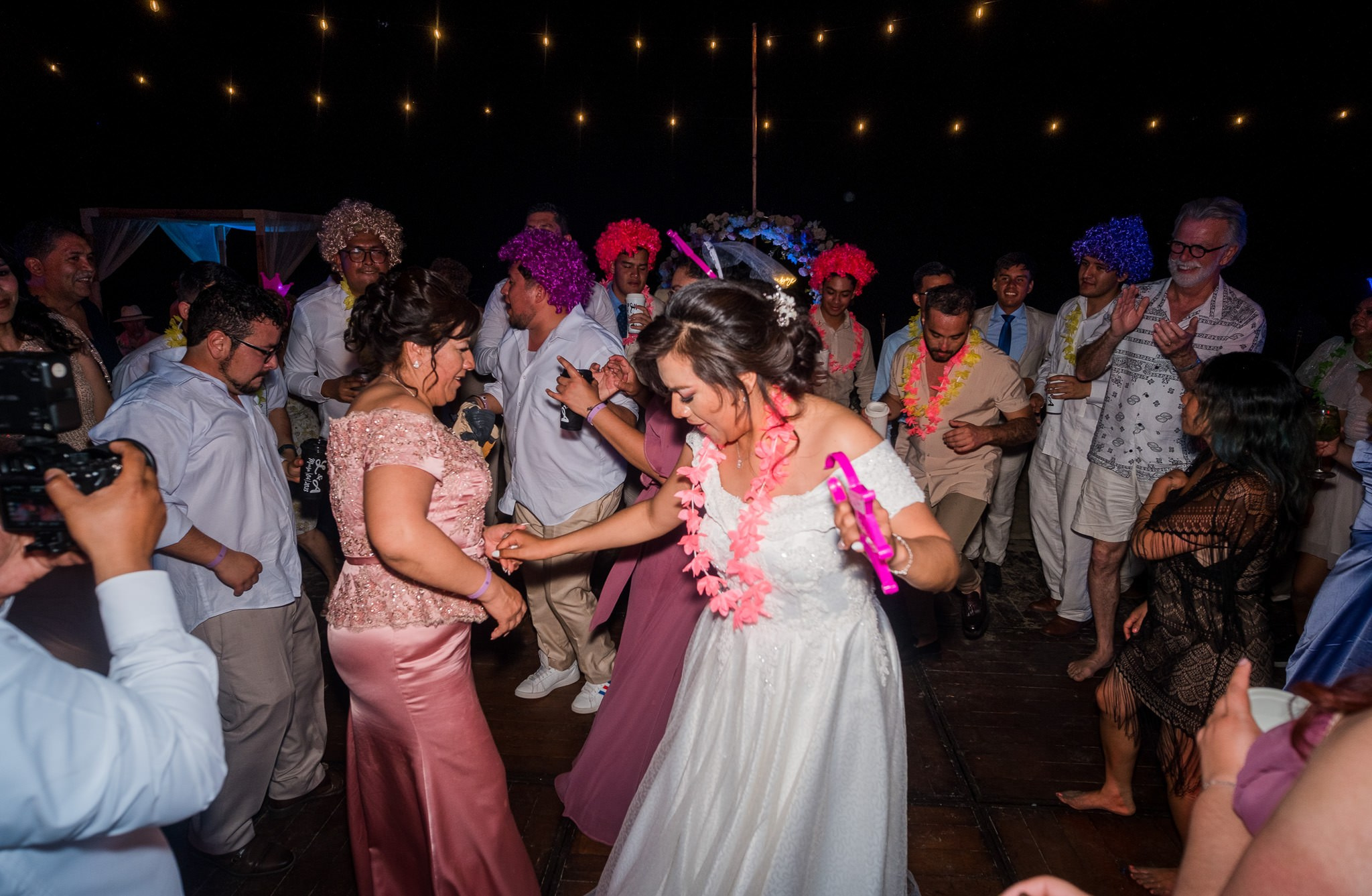 Lupita y Abel / Puerto Vallarta. Wedding and family photographer in Mexico City