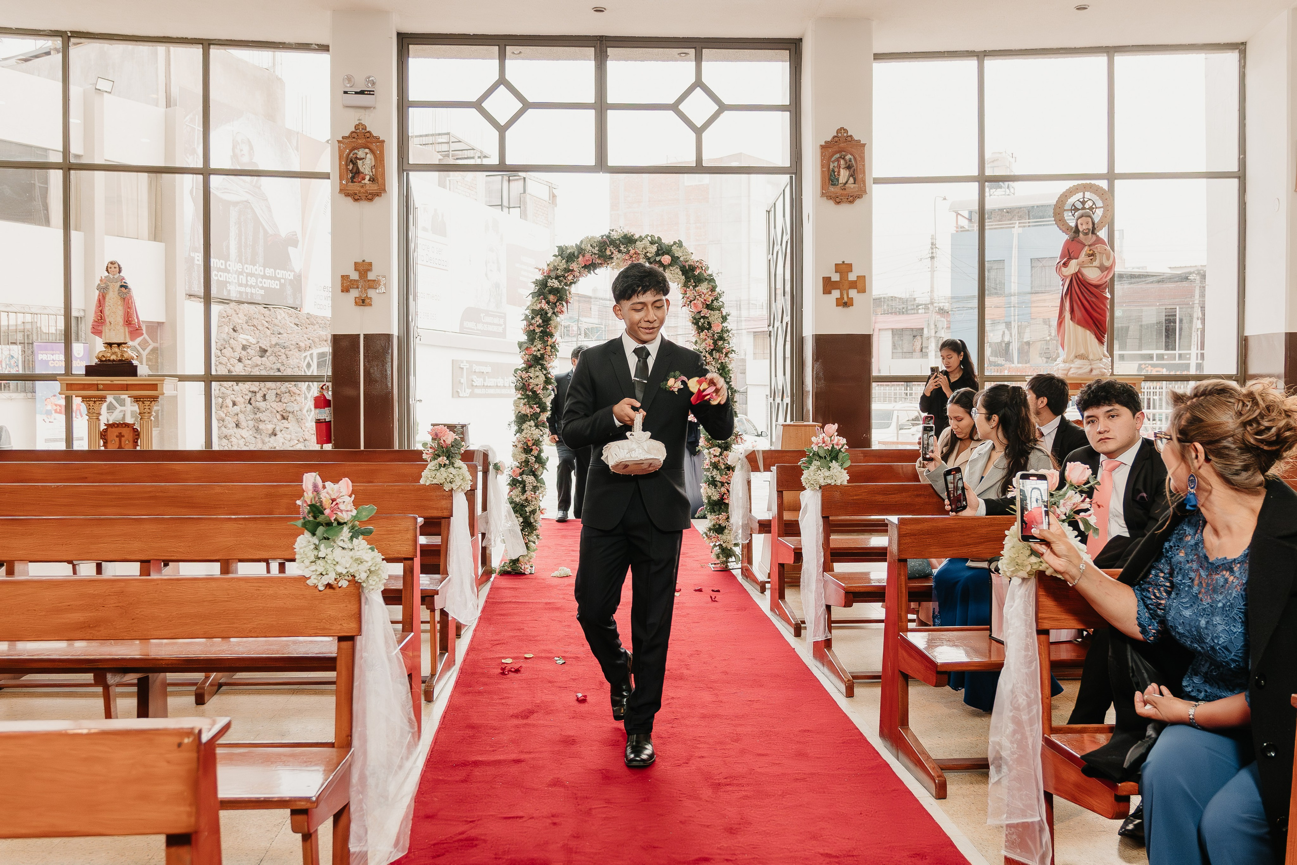 ALEJANDRA + RODRIGO BODA RELIGIOSA. Studio KVTA | Fotografía y Video de Bodas en Arequipa