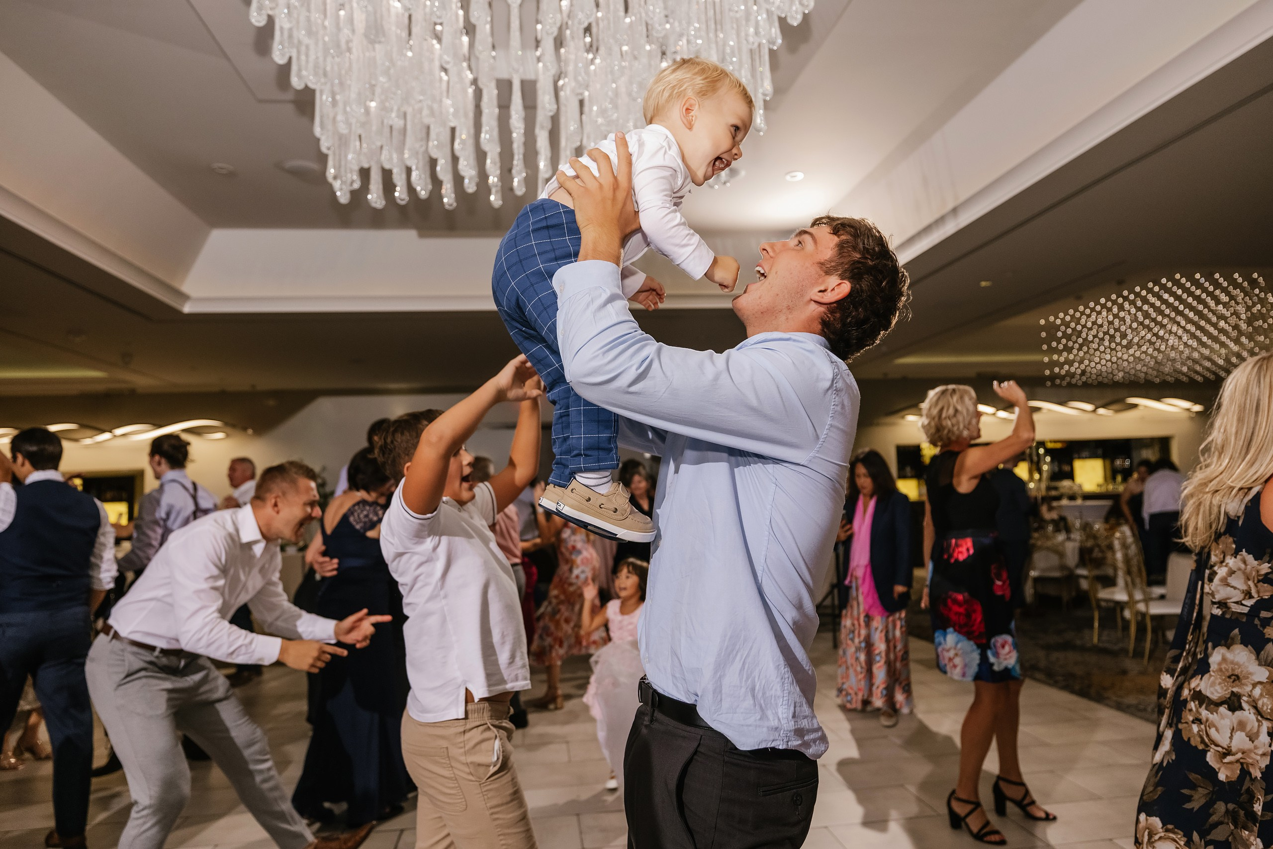 09.06.2025 Wedding. Wedding family event photographer in Chicago Nick Yushevich