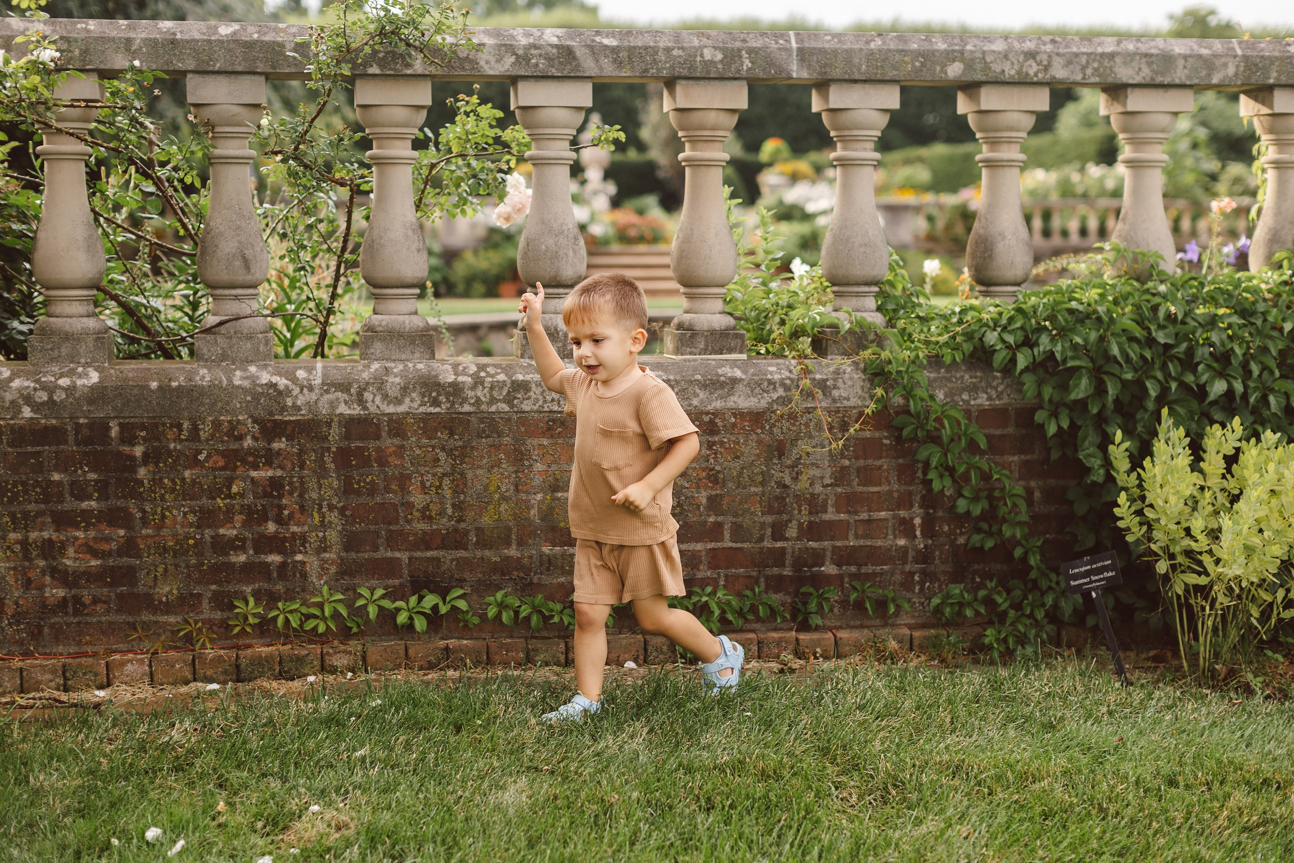 07.10.26 Family Photoshoot. Wedding family event photographer in Chicago Nick Yushevich