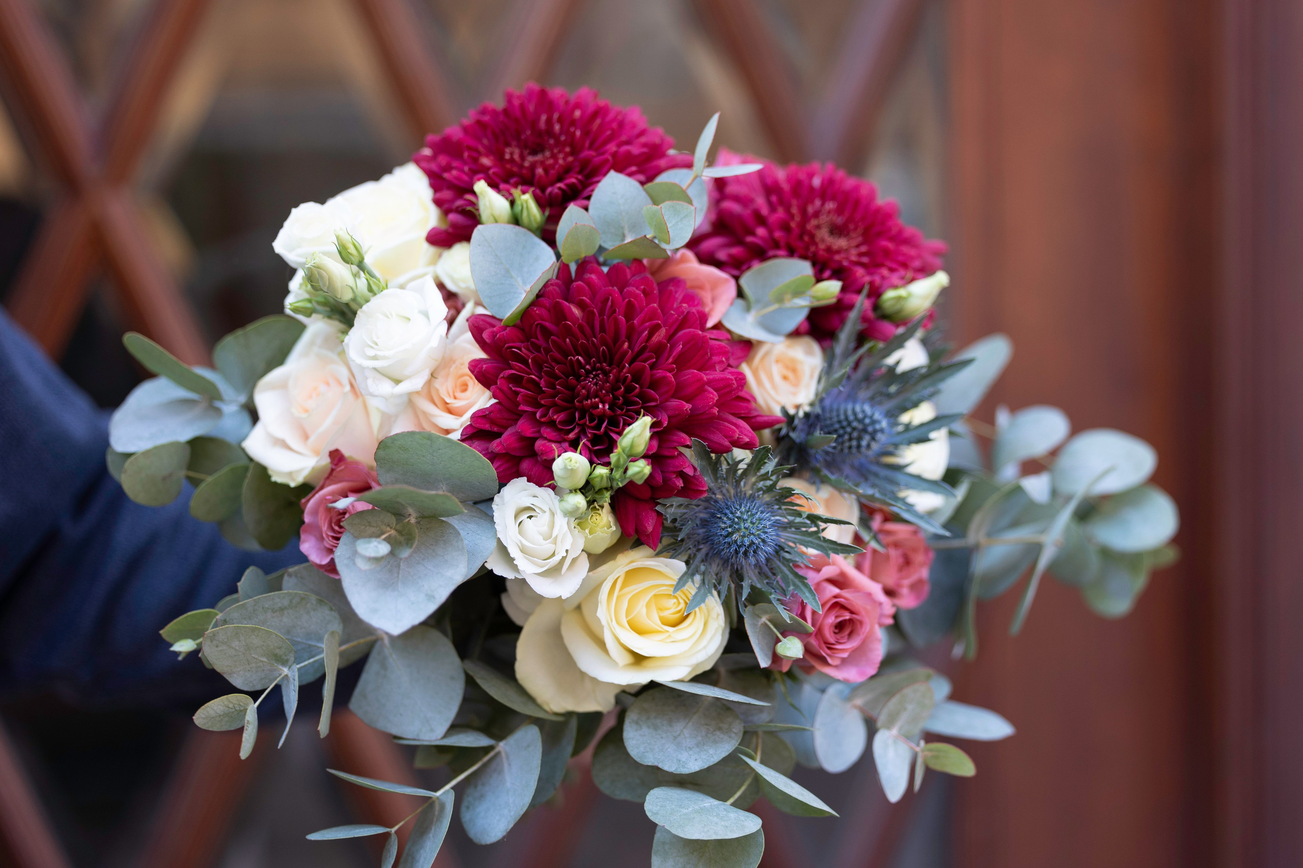 Alt i bryllupsbinderi – Fra brudebuketter til brudepige-buketter og dekorationer hos Akropolis Blomster