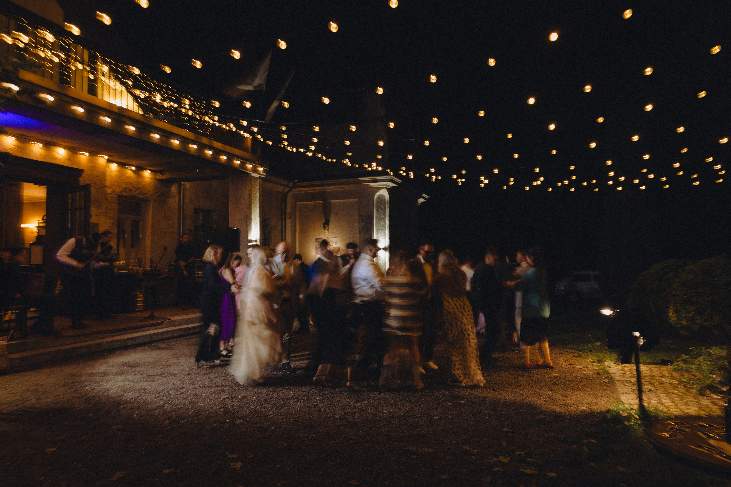 Indrė ir Žygimantas | vestuvės Babtyno dvare. Vestuvių ir šeimų fotografė Lena Bondarenko / belove photo