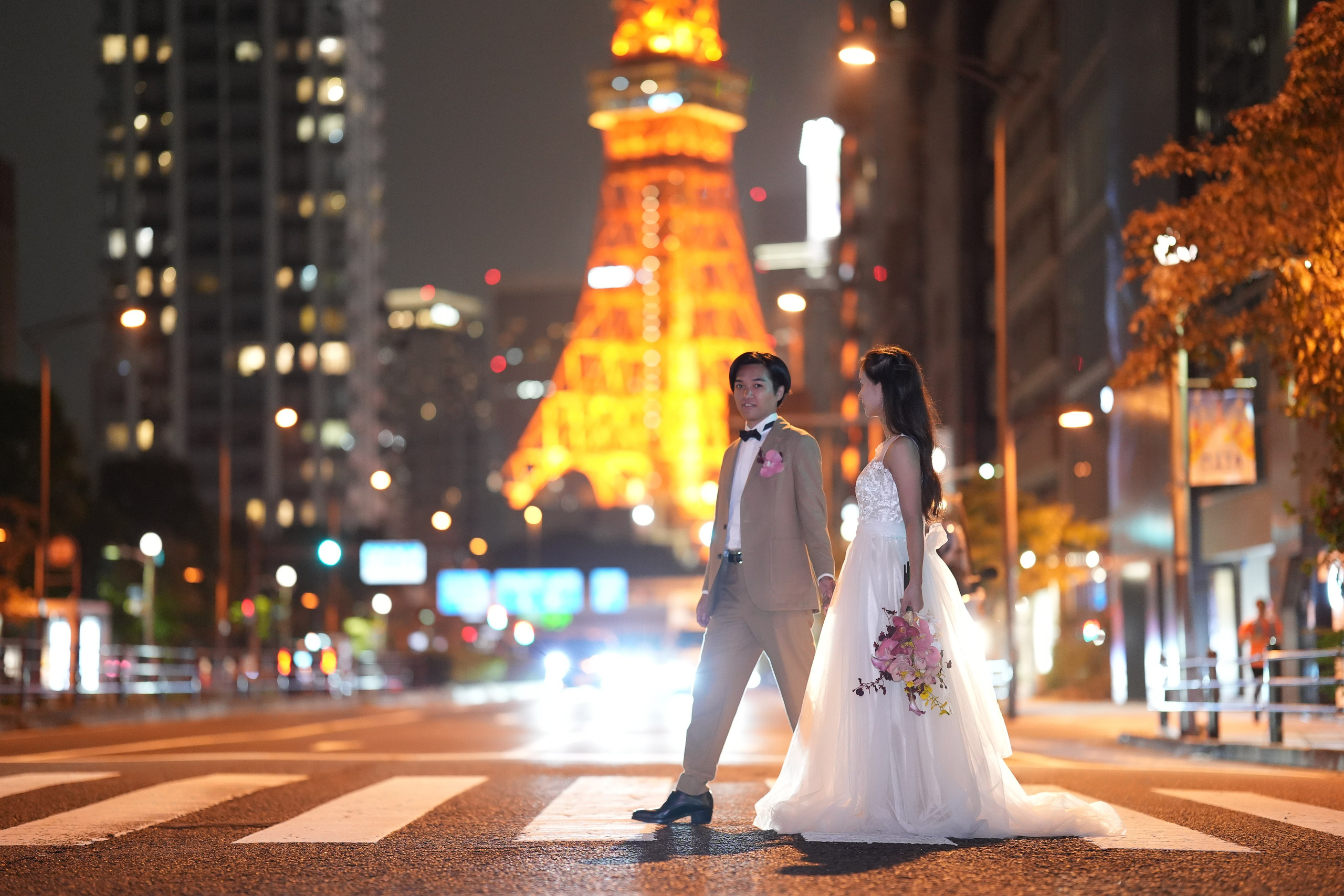 Вечерняя свадебная съёмка в Токио. Фотограф в Токио Япония