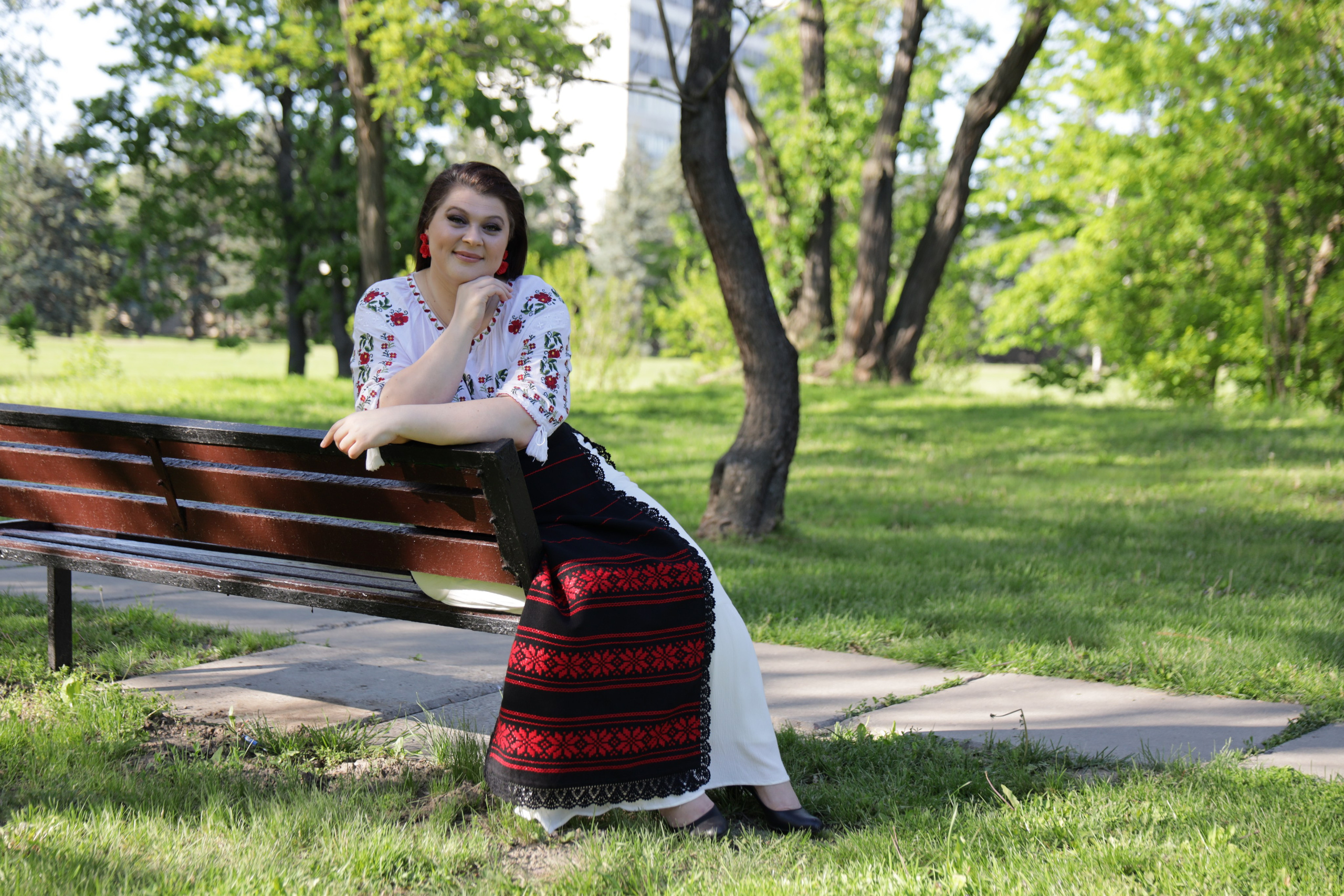 Ochii verzi ai dorului. Alika Dia- Fotograf în Republica Moldova, Strășeni