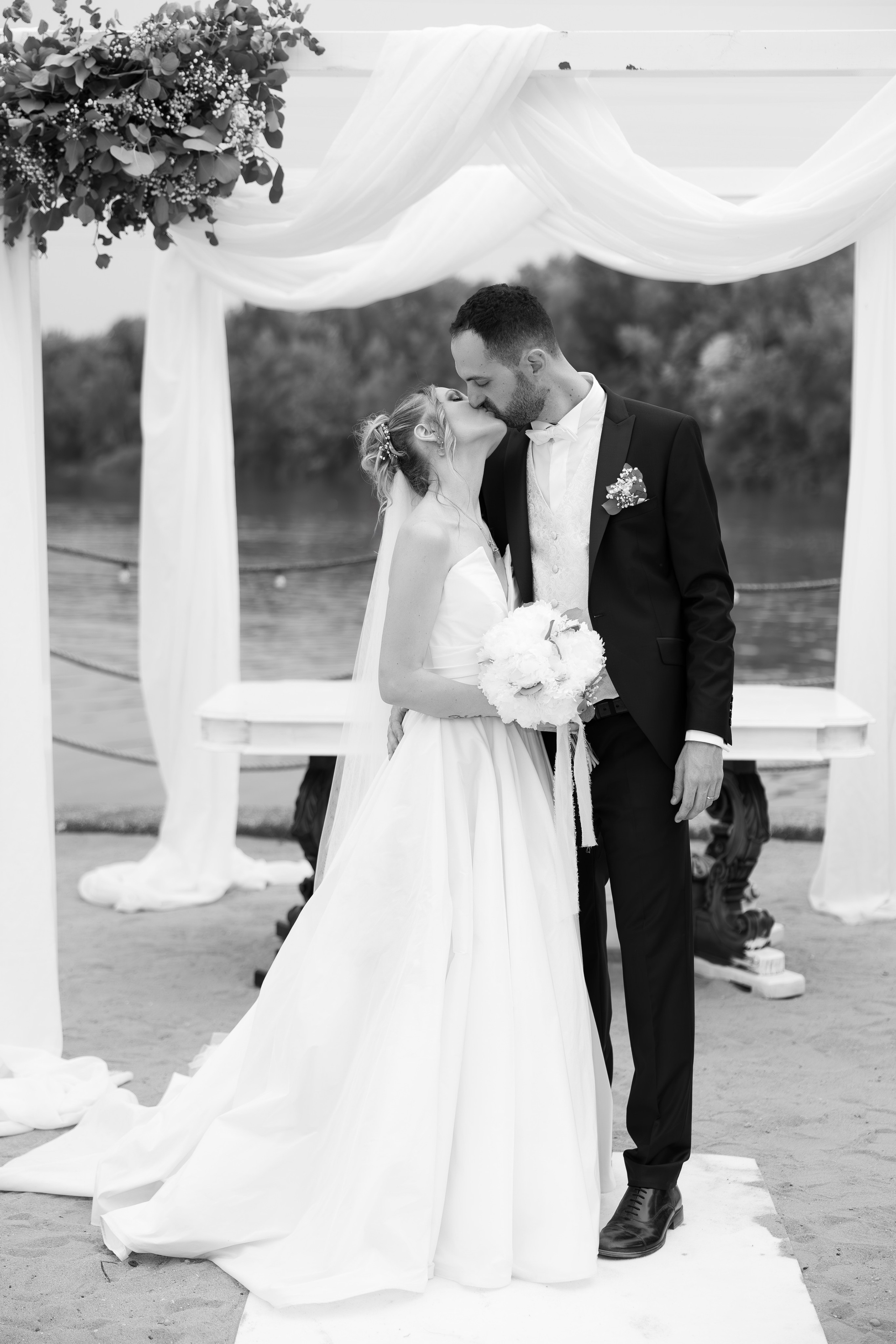 Wedding. Fotografo professionista specializzato in fotografia di matrimoni, cermonie ed eventi!