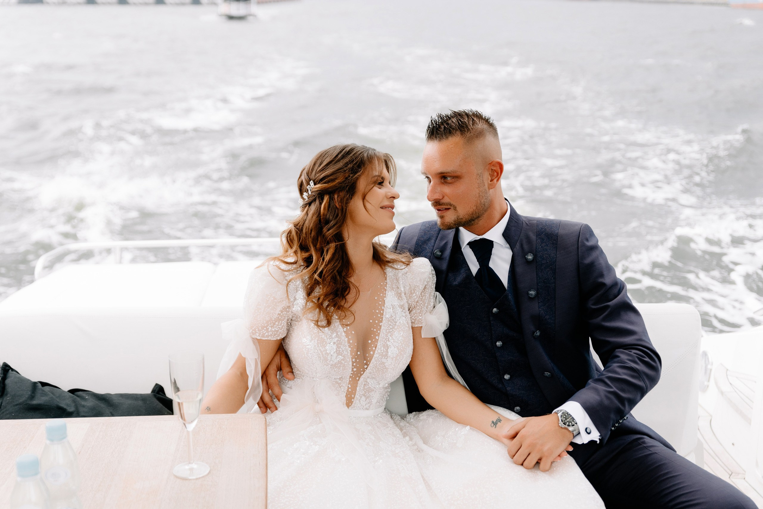 Krzysztof ♡ Weronika. Fotograf Ślubny Warszawa - Sesje Biznesowe Rodzinne Eventy