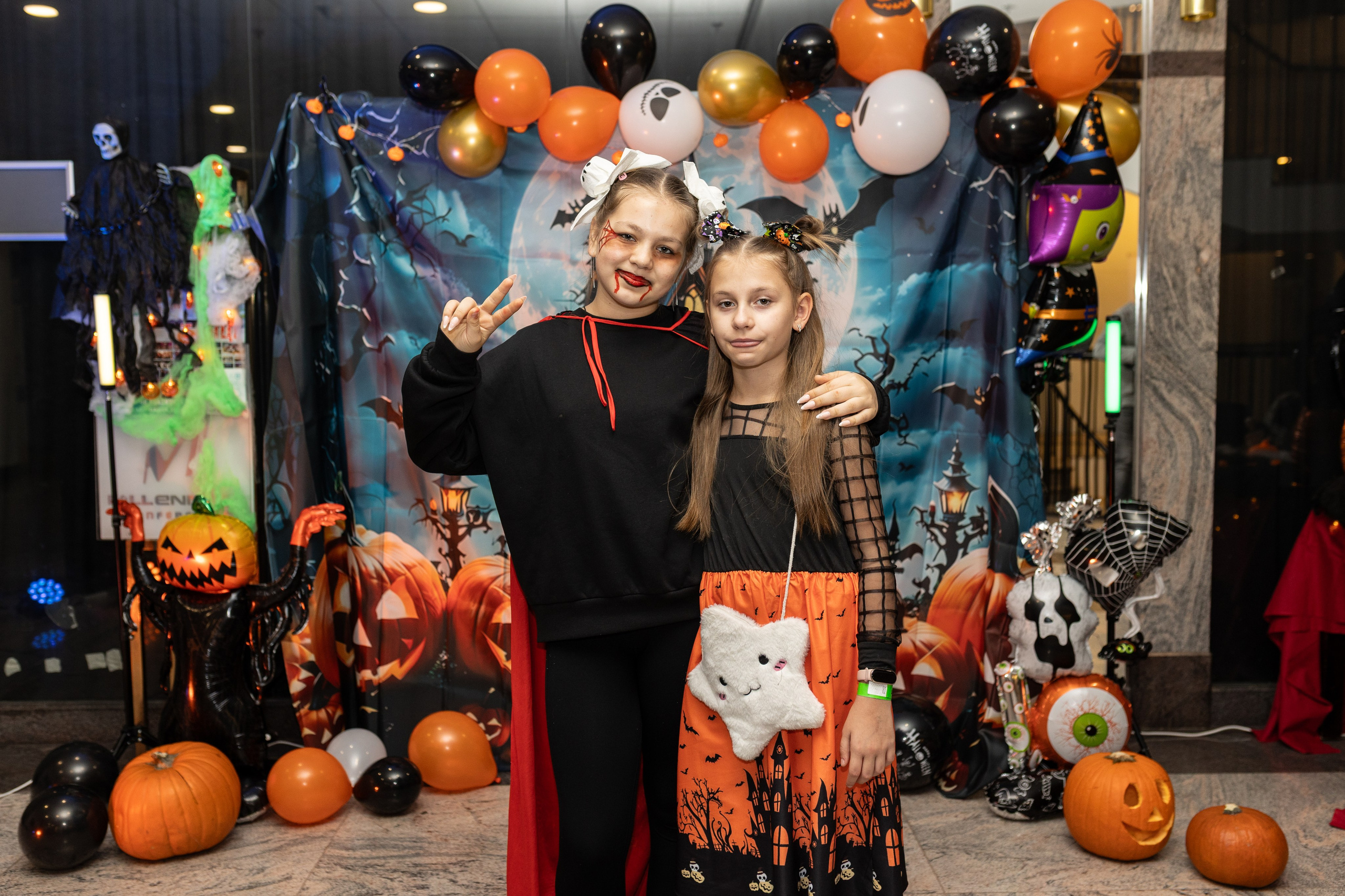 Leo dance studio Helloween 2025. Семейный и детский фотограф в Варшаве Мила Бобровская