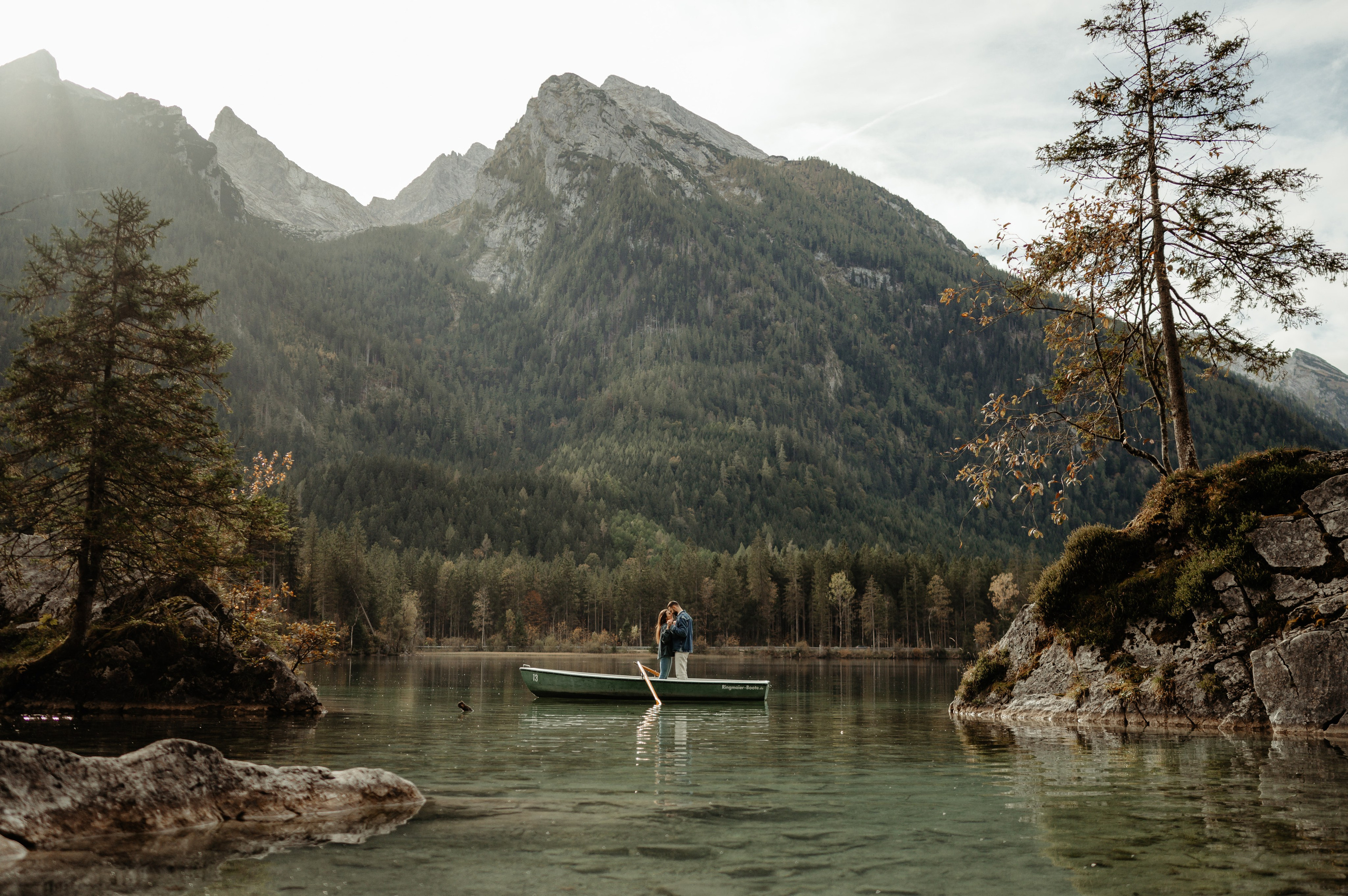 Denis Hanganu din Clanul si sotia lui Raluca, in Hintersee Austria. Proud Vision Weddings | Wedding Photography & Film — Servicii profesionale Foto Video Nunta Iasi