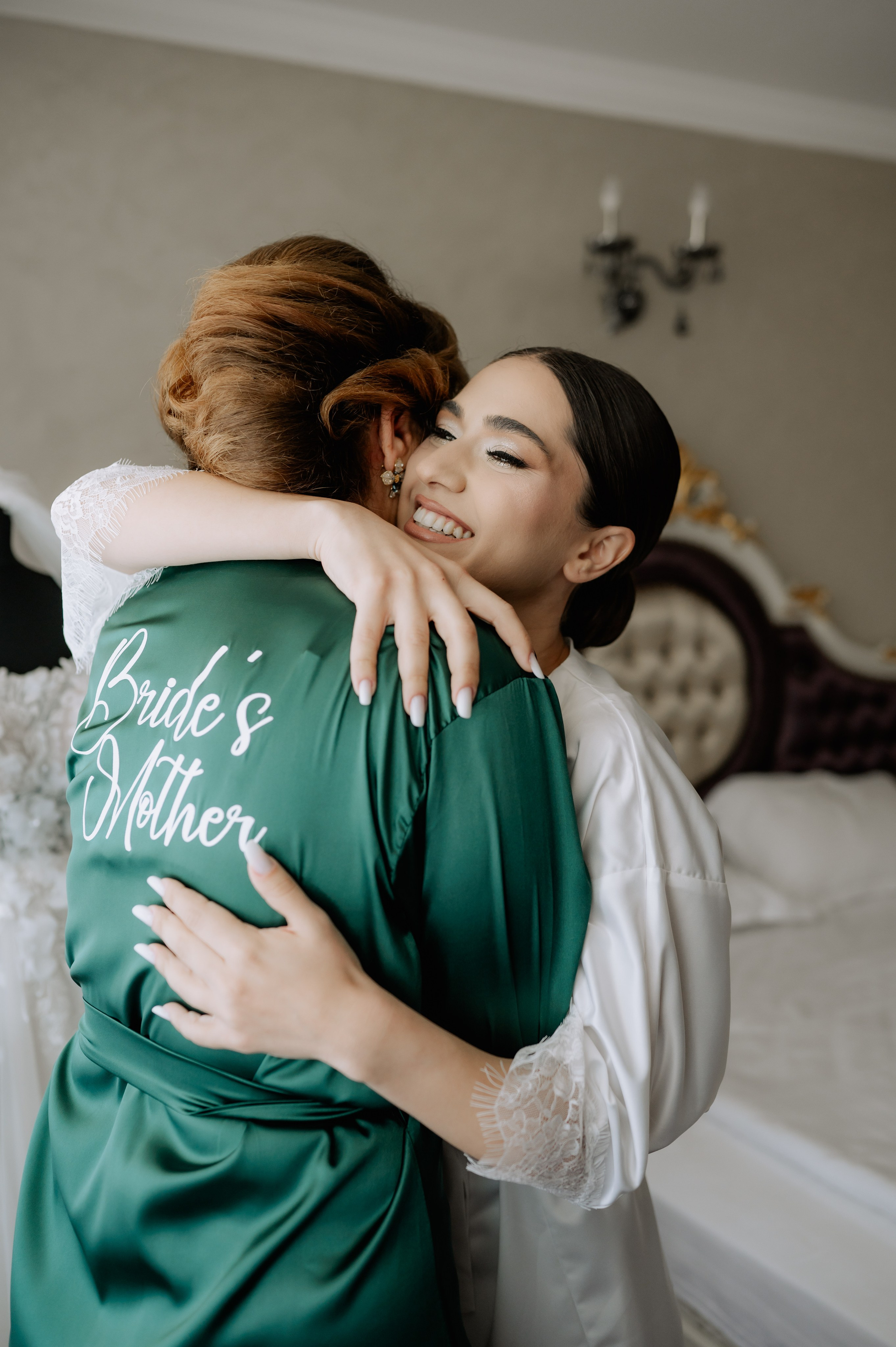 Nunta la Hotel Capitol Iasi. Proud Vision Weddings | Wedding Photography & Film — Servicii profesionale Foto Video Nunta Iasi