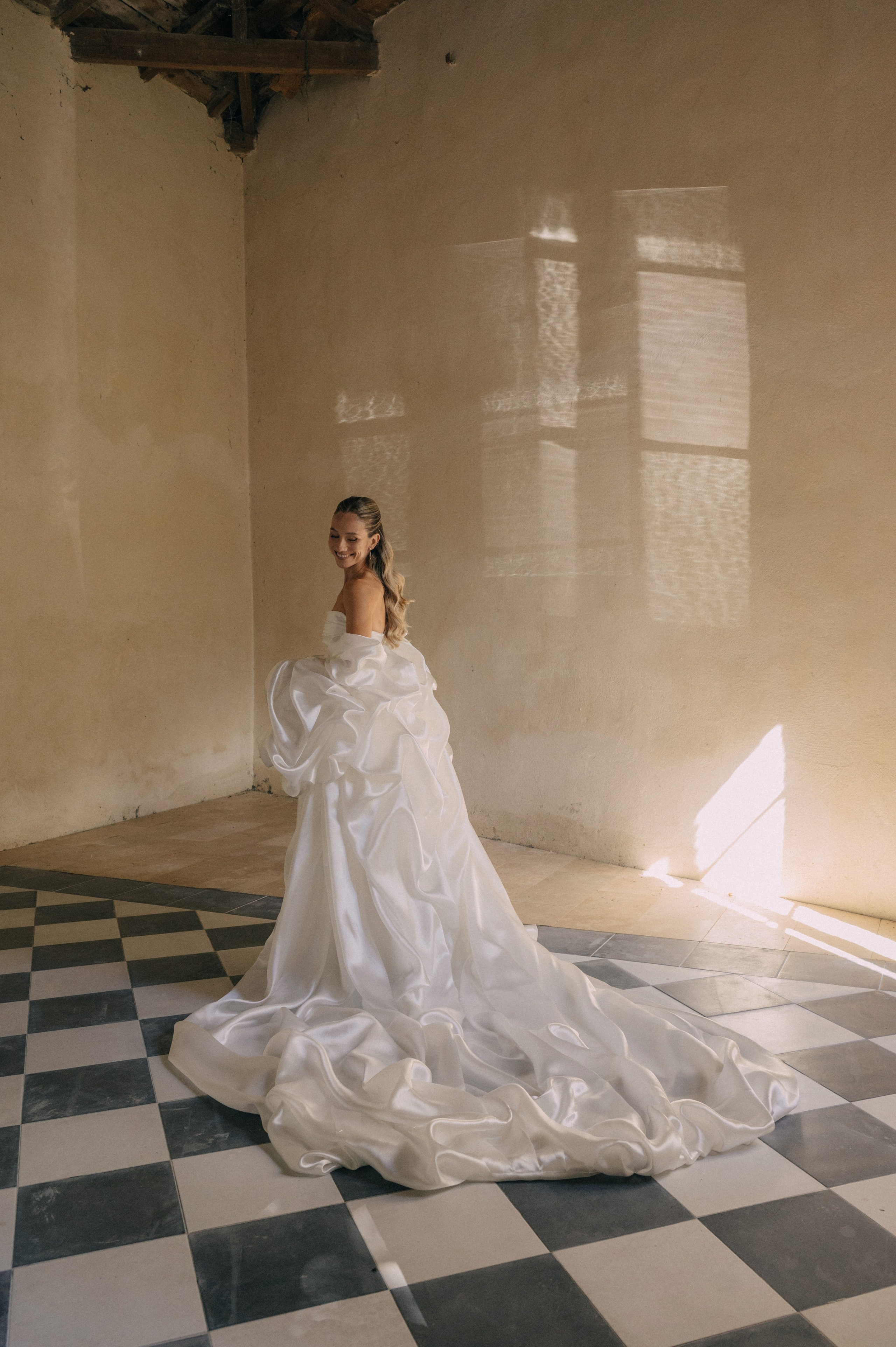 Paula and Tony. Wedding and commercial photographer