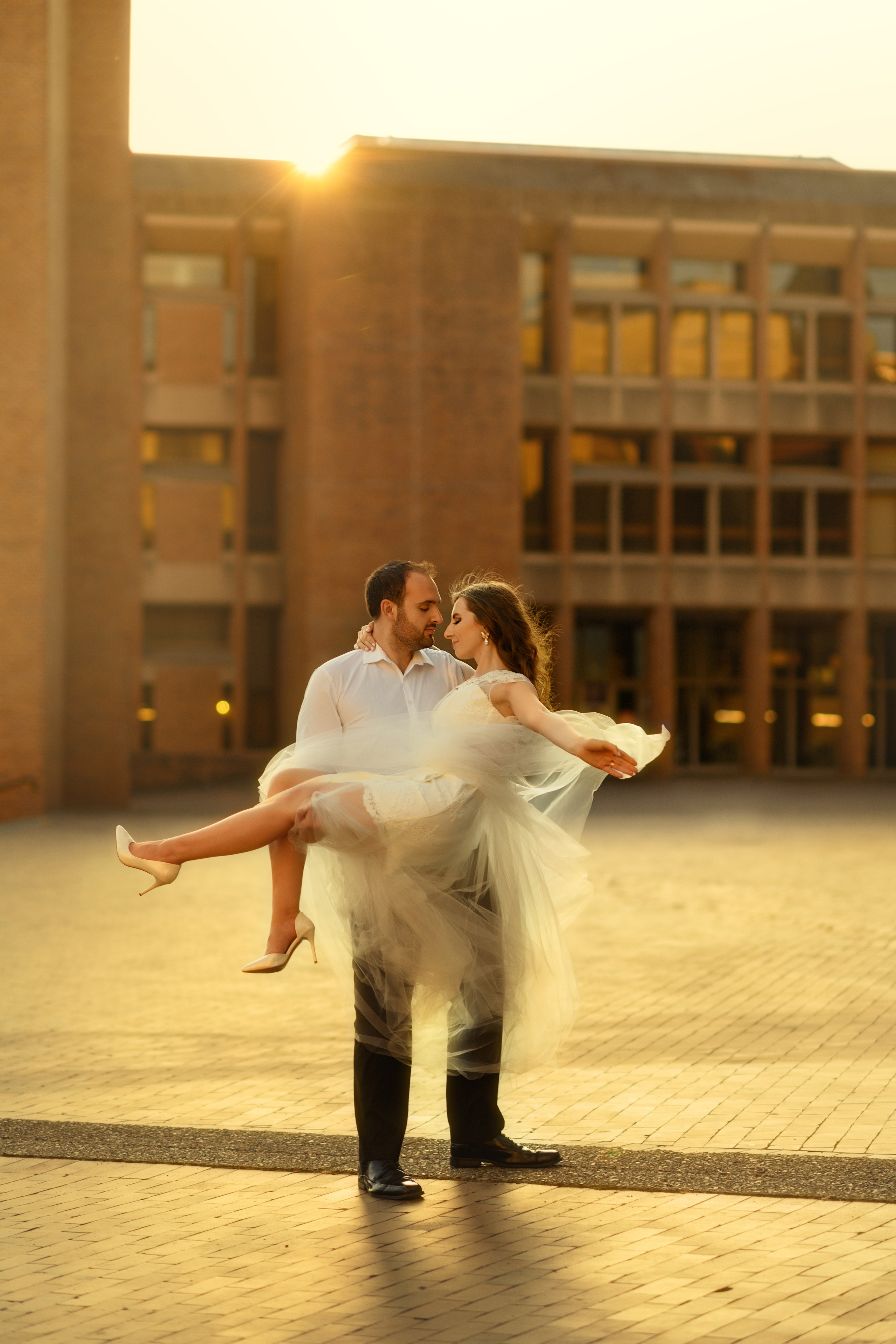 Diana & Ilaja. Wedding & portrait photography in the Seattle Area. Helen Michelle photographer