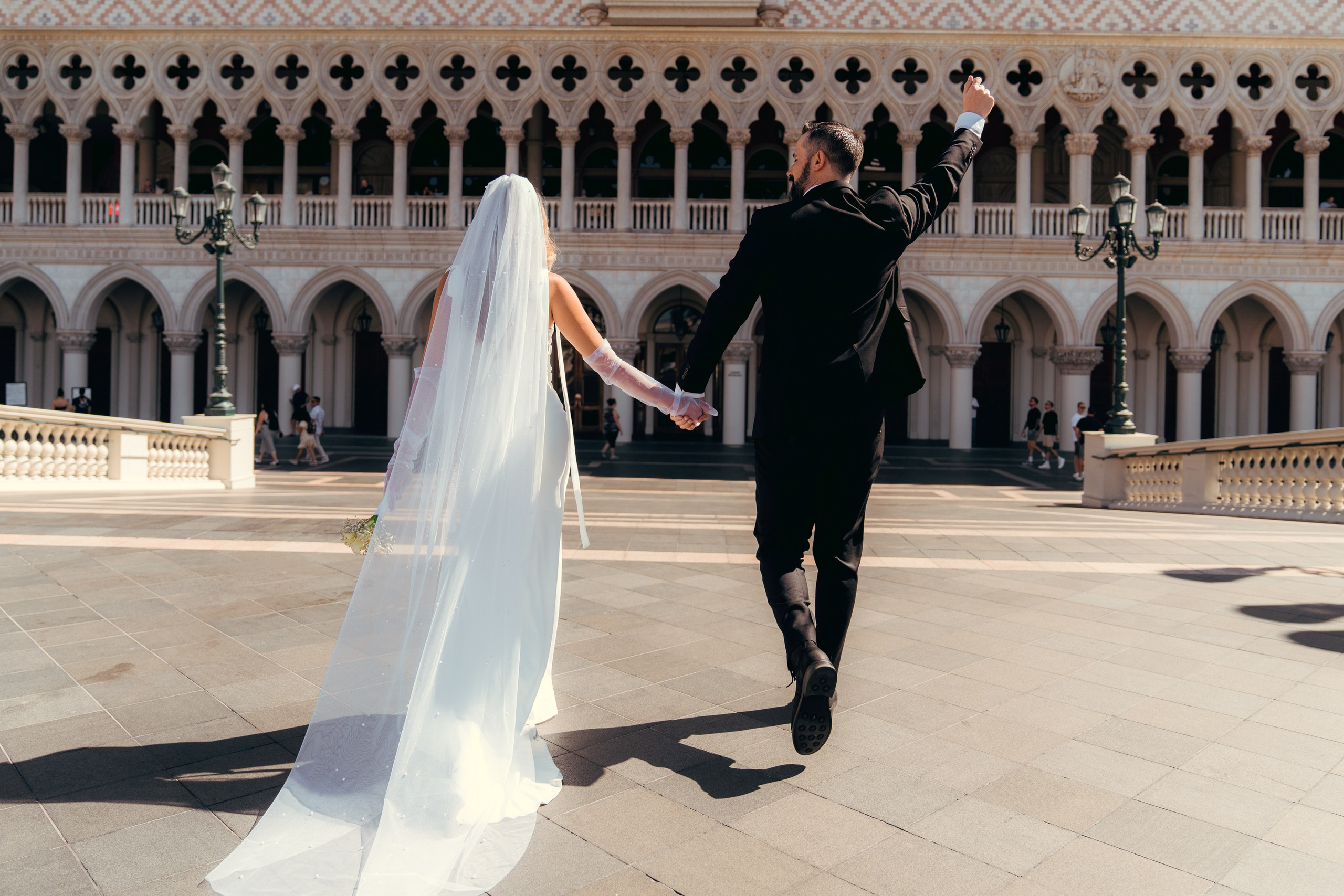 Ryan&Vanessa. 10.6.24. Wedding & elopement photographer Viktoriya Kravtsov. Las Vegas