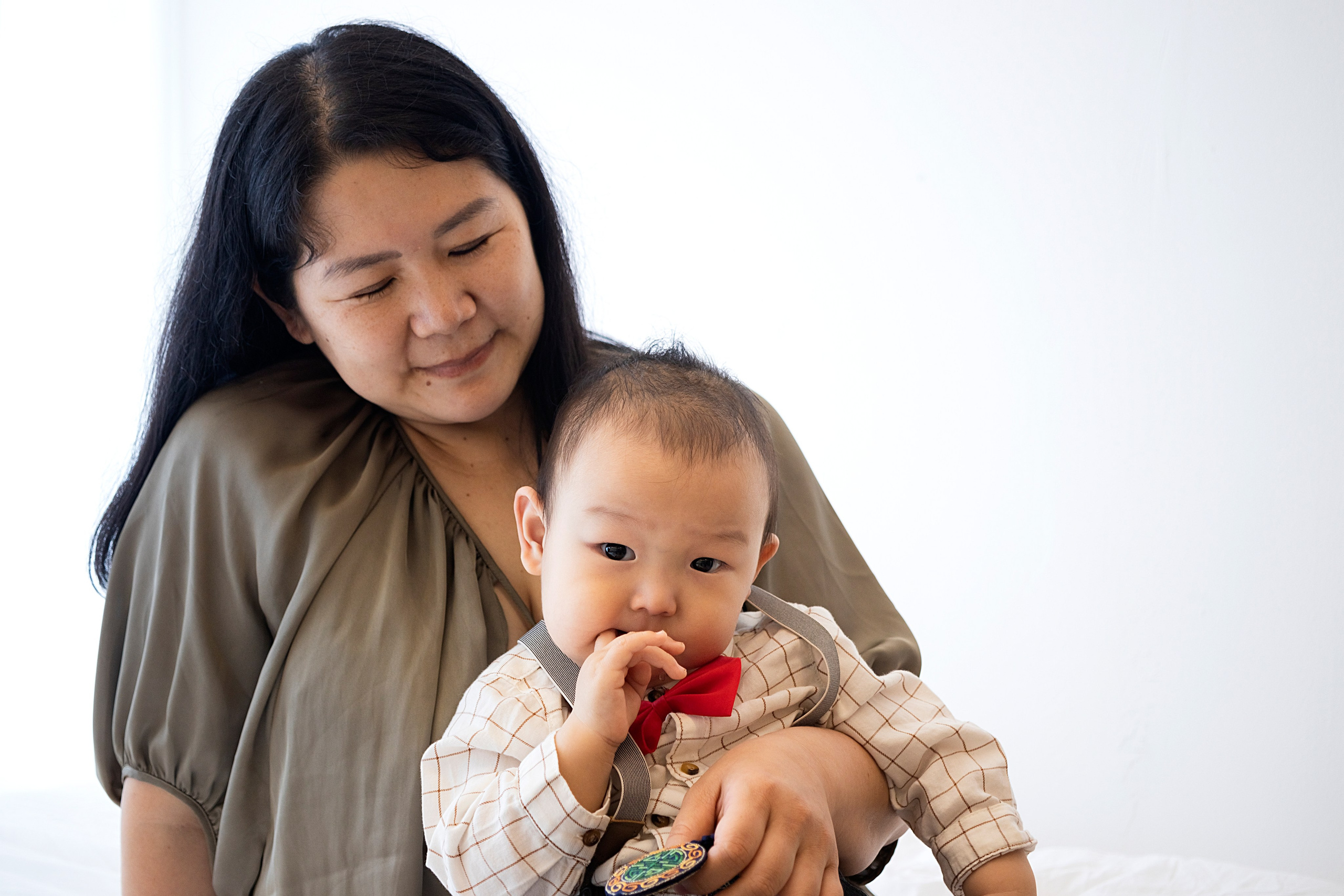 Артём в студии. Фотограф беременности, ньюборн и годовасиков в Корее Жанна Хан