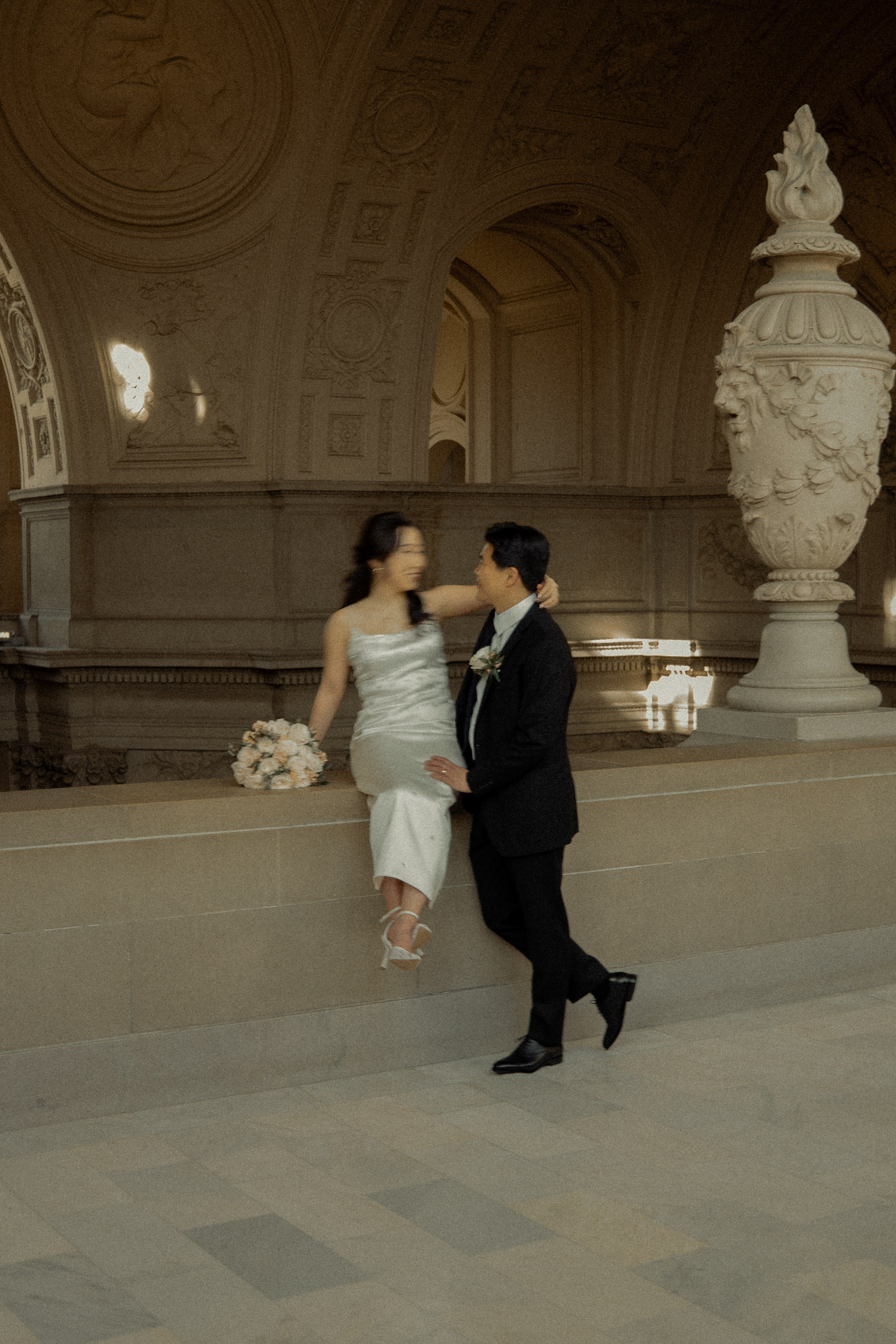 Elopement | City Hall. Sacramento & Bay Area Candid Photographer | photography_of.nadia