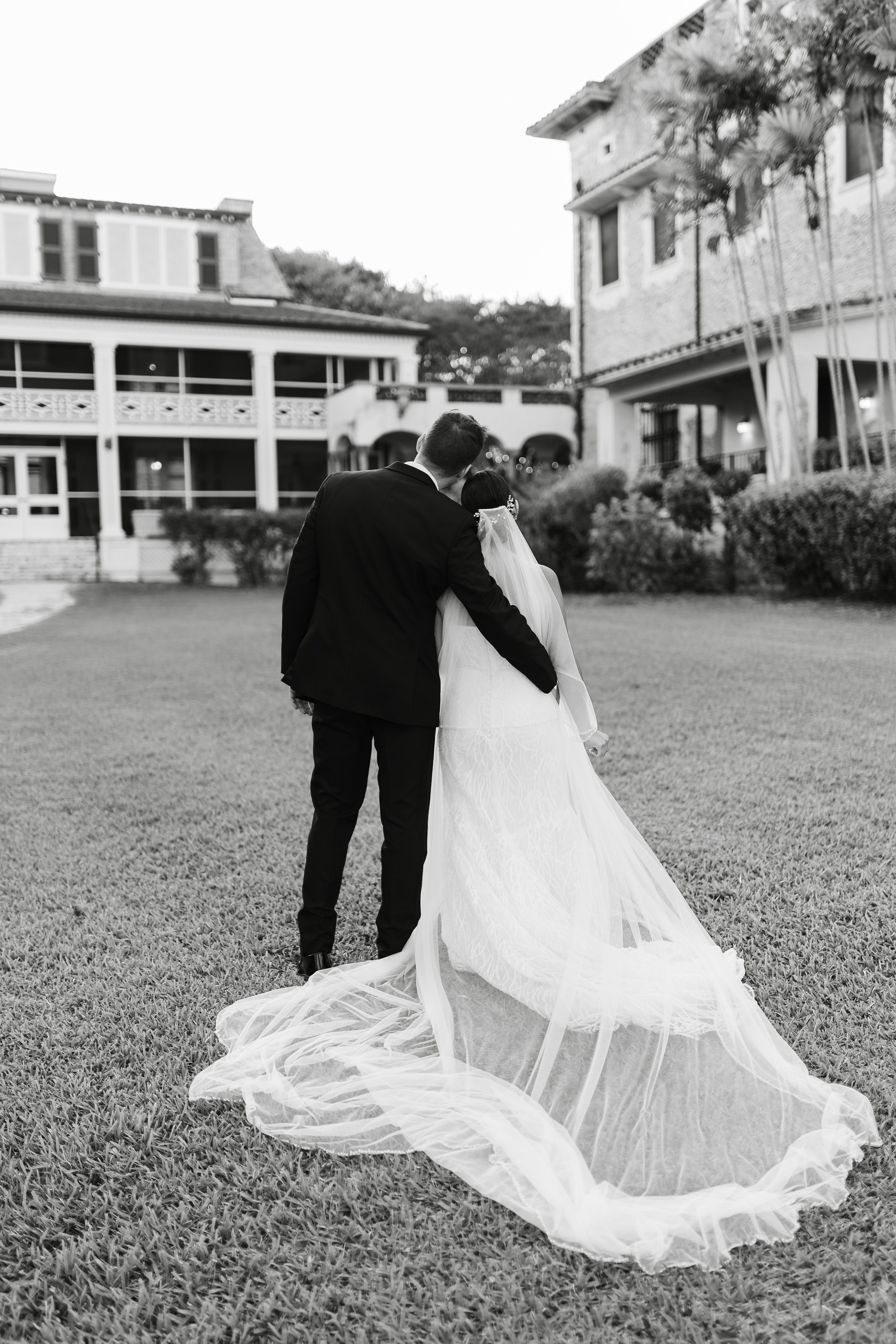 Mariella & Christopher’s Elegant Wedding at Deering Estate. YES I DO PRODUCTION — Wedding photography&videography