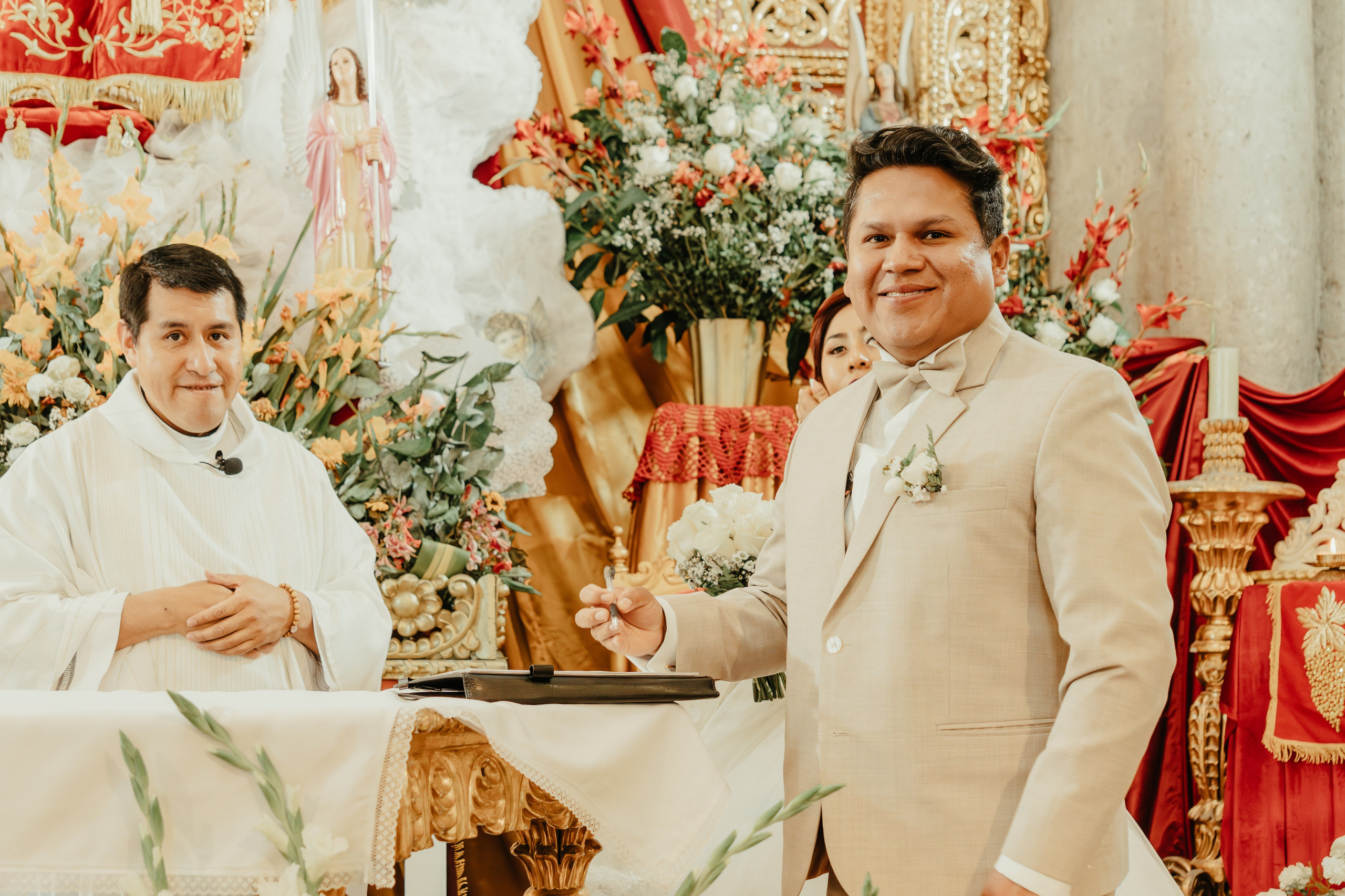VANESSA + FRANKLIN BODA RELIGIOSA. Studio KVTA | Fotografía y Video de Bodas en Arequipa