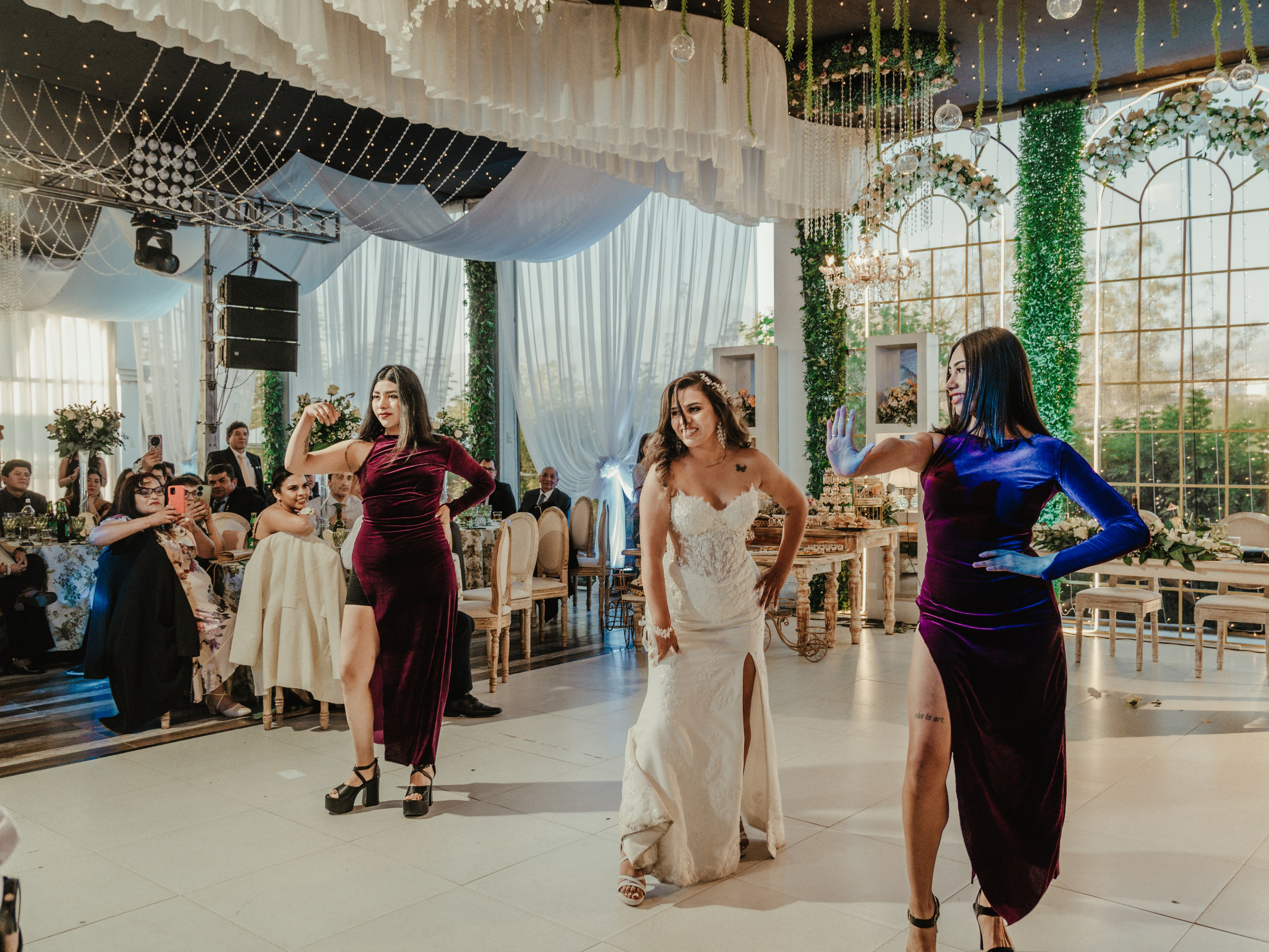 CARLA Y MARIO BODA RELIGIOSA. Studio KVTA | Fotografía y Video de Bodas en Arequipa