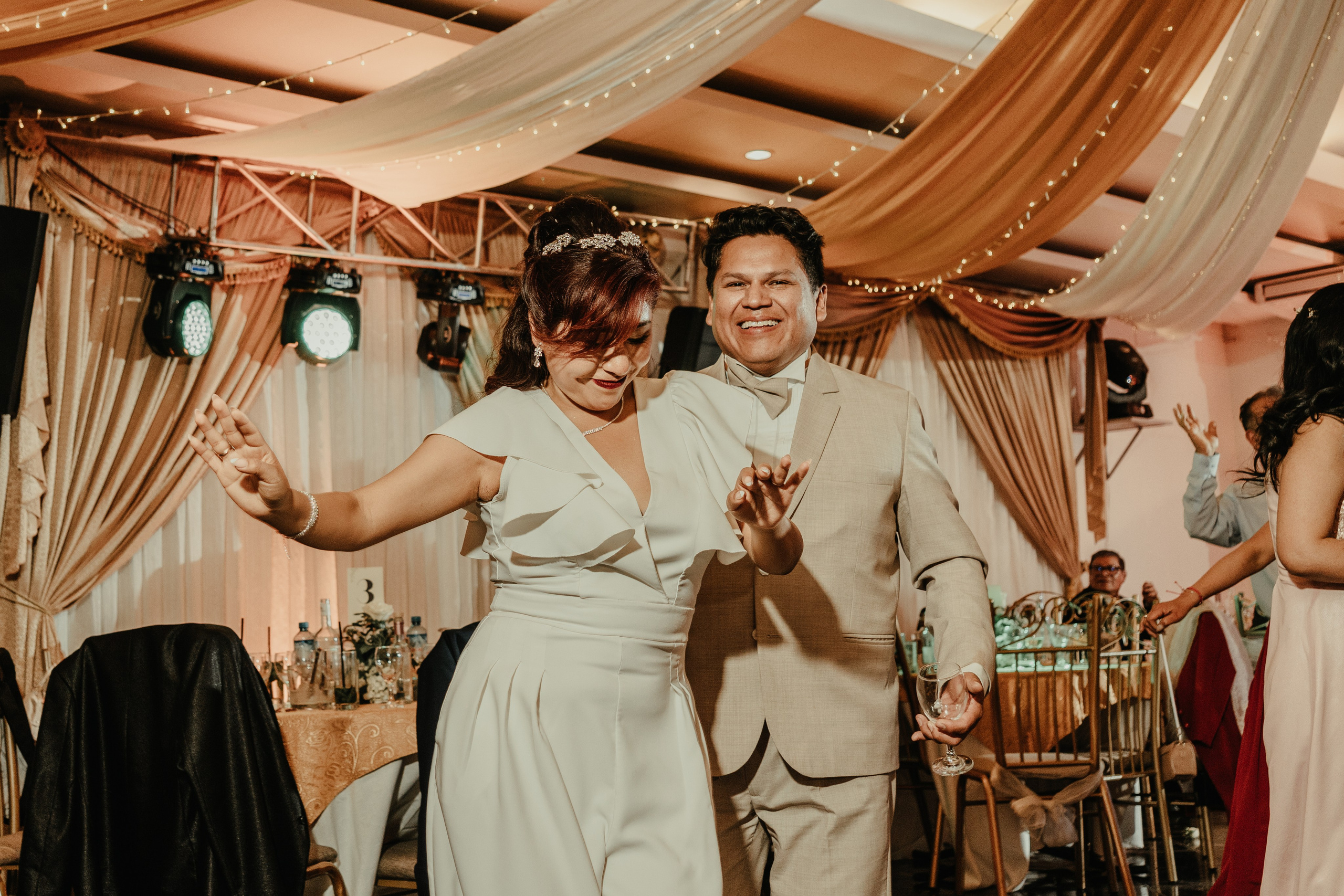 VANESSA + FRANKLIN BODA RELIGIOSA. Studio KVTA | Fotografía y Video de Bodas en Arequipa