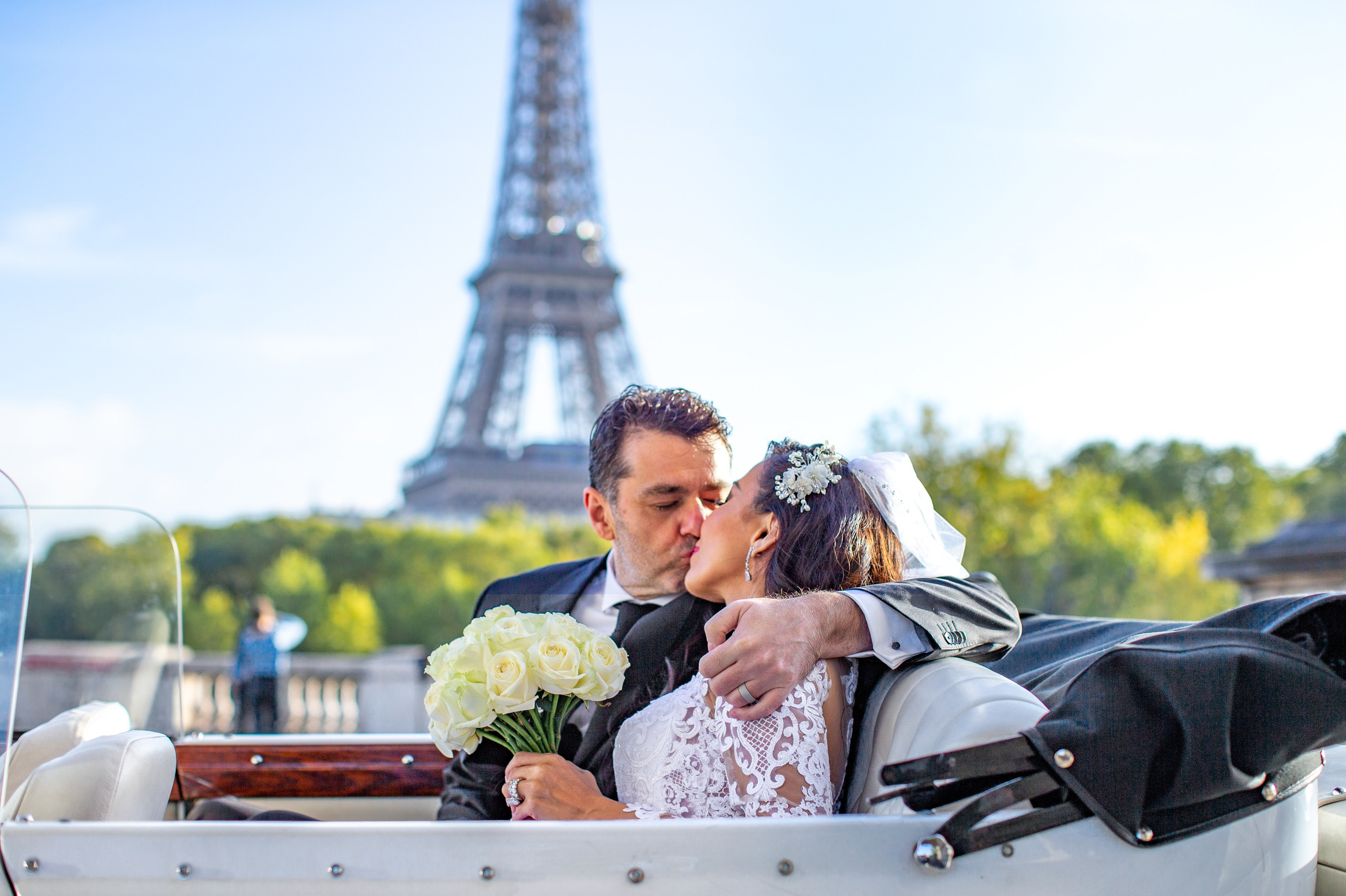 Wedding Proposal in Paris: 7 Refined & Realistic Ideas for 2026. Photographe à Paris