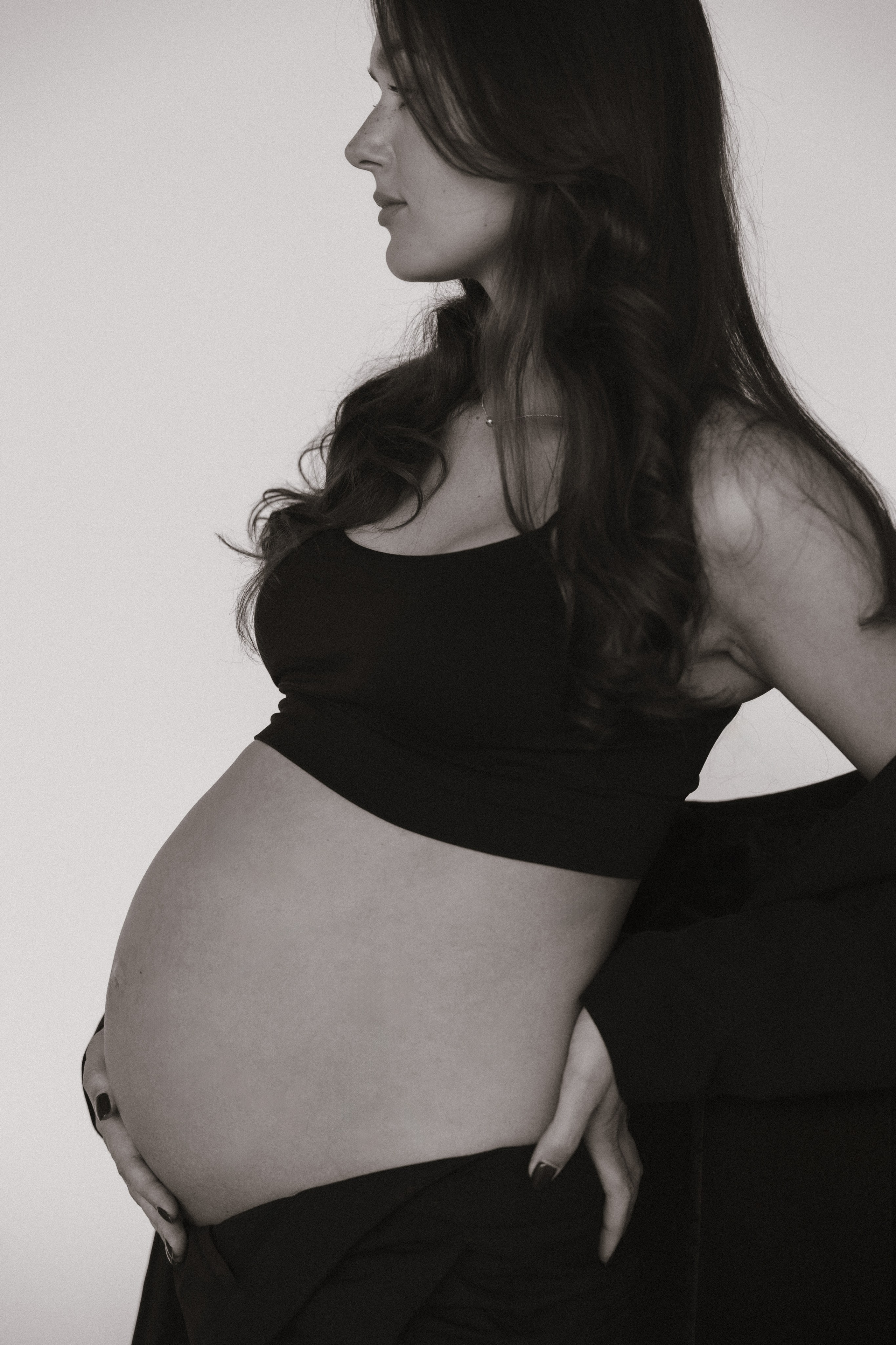 Ieva ir Žilvinas | Moderni laukimo fotosesija studijoje. Vestuvių ir šeimų fotografė Lena Bondarenko / belove photo