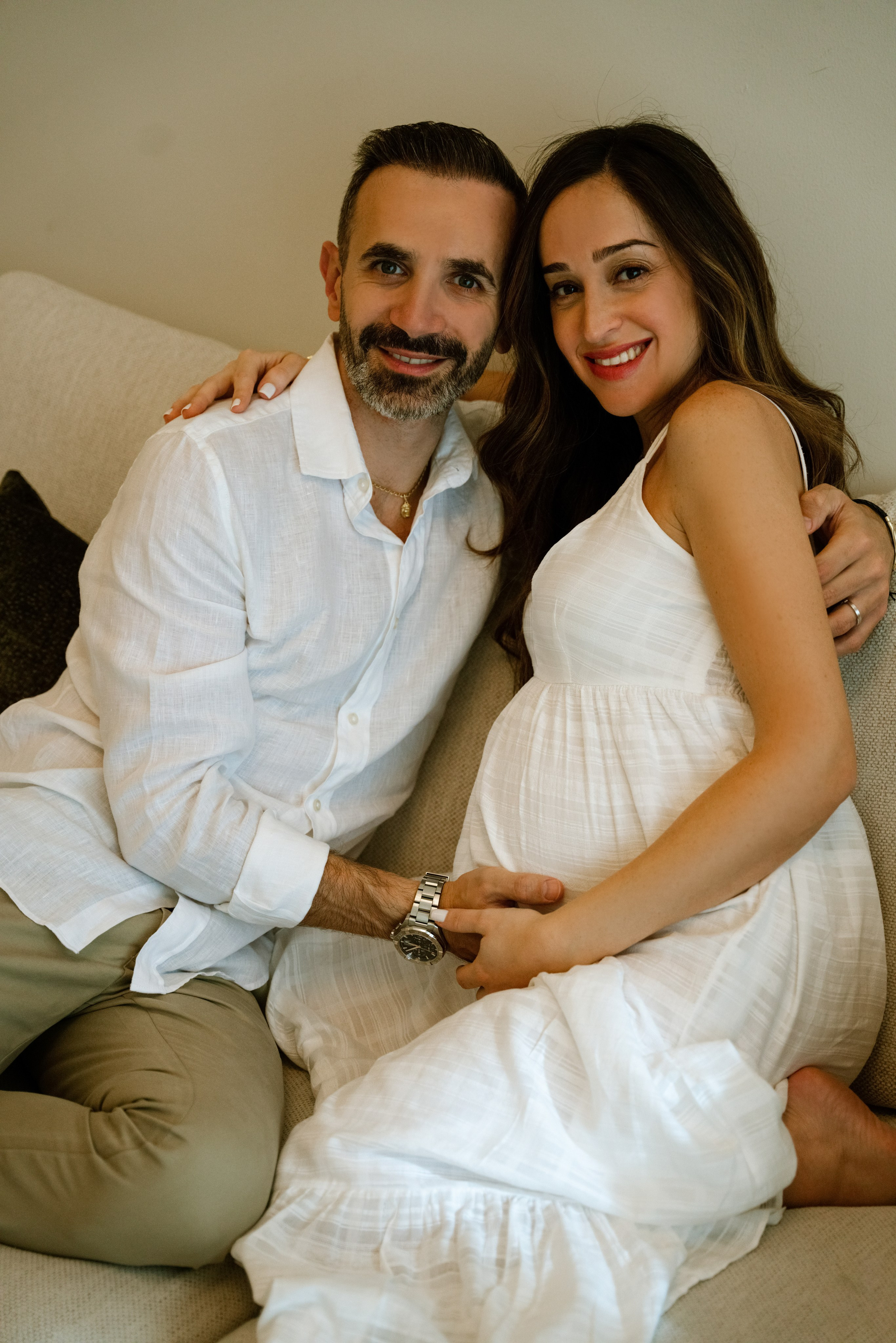 Cozy home session. Angela Iakovleva — Family Photographer in Dubai