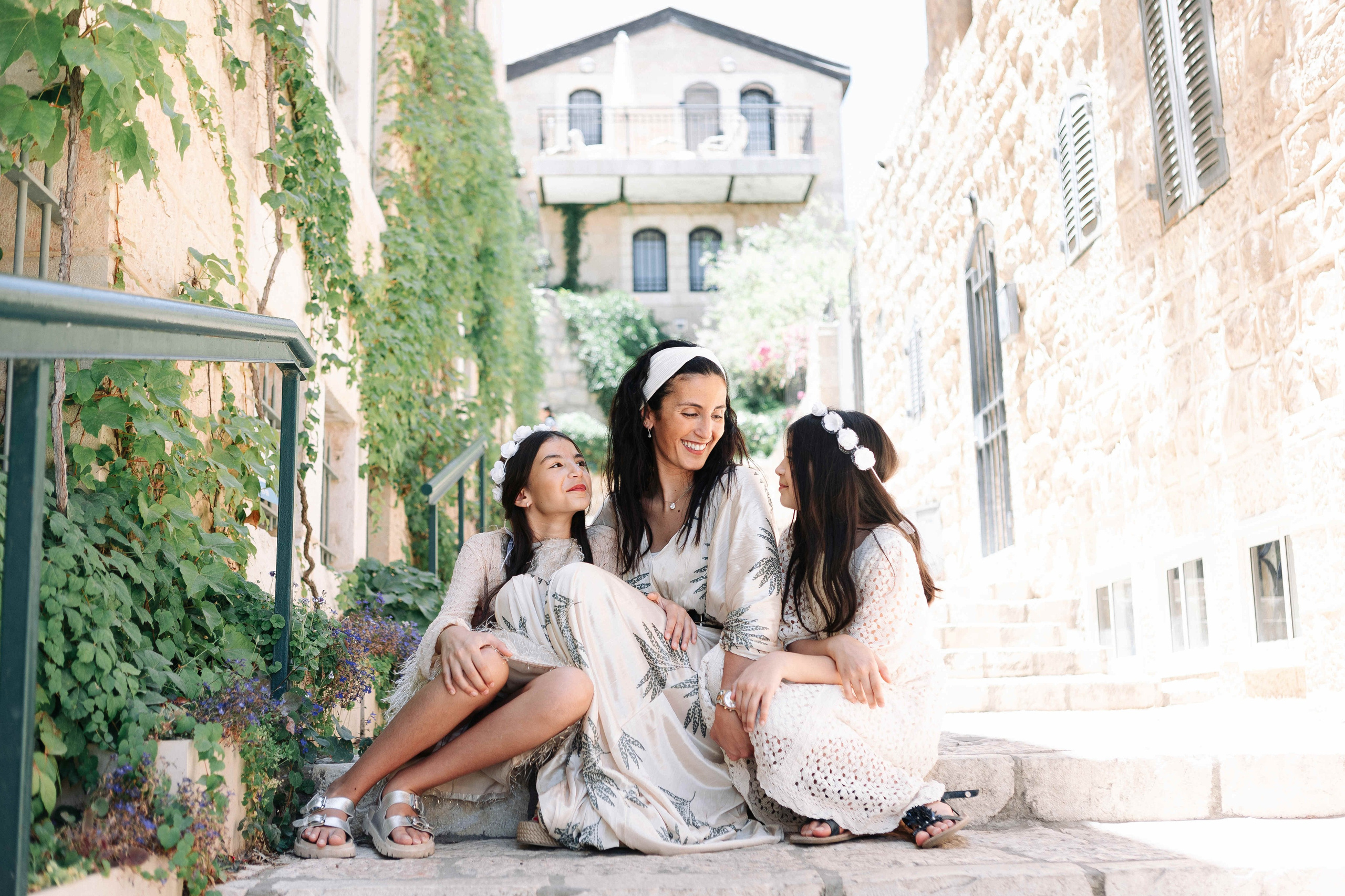 CLASSIC PHOTO SESSION (MINI). Https://shi-photo.com/