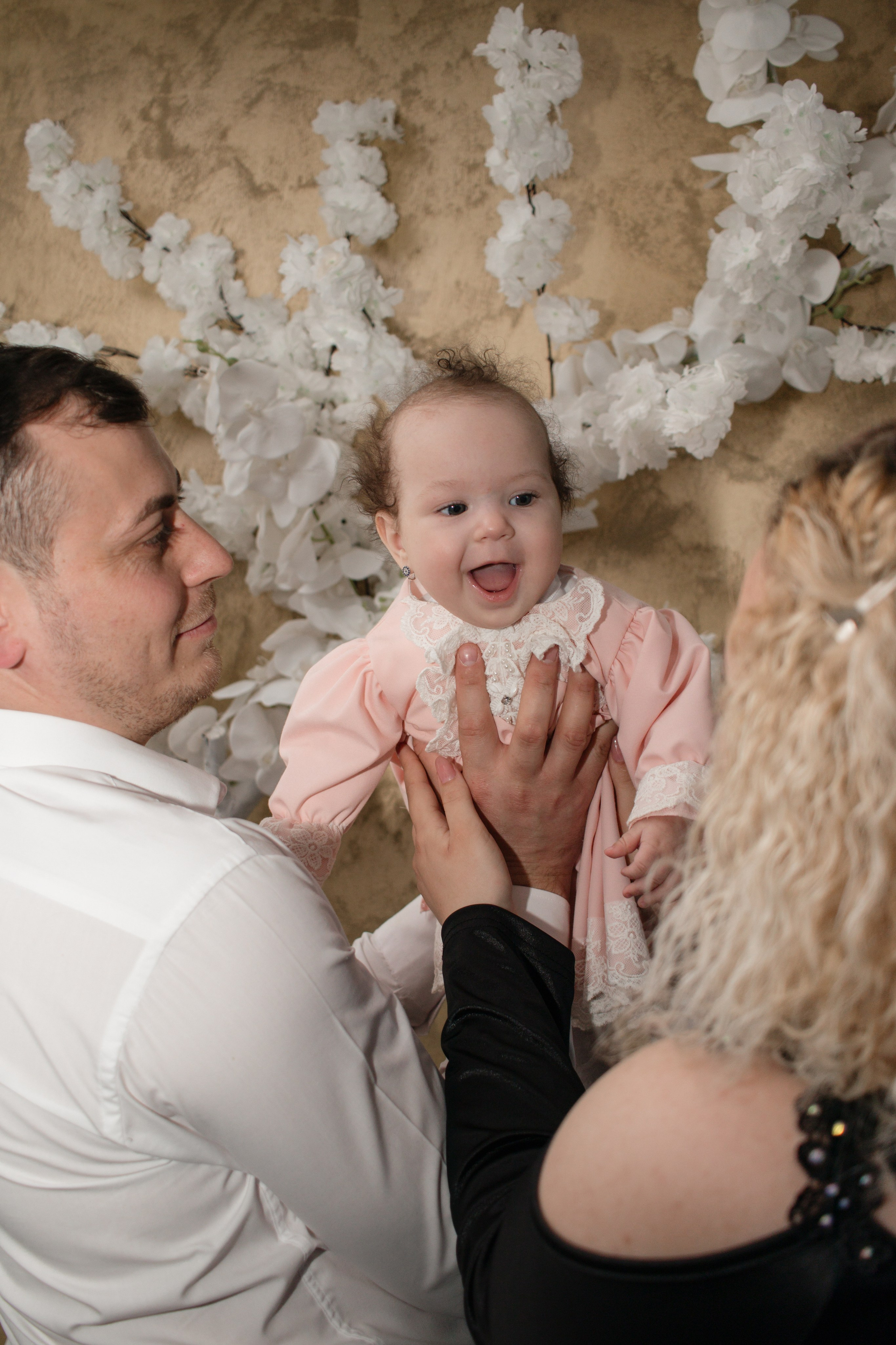 Iris. Fotograf si videograf — evenimente si studio