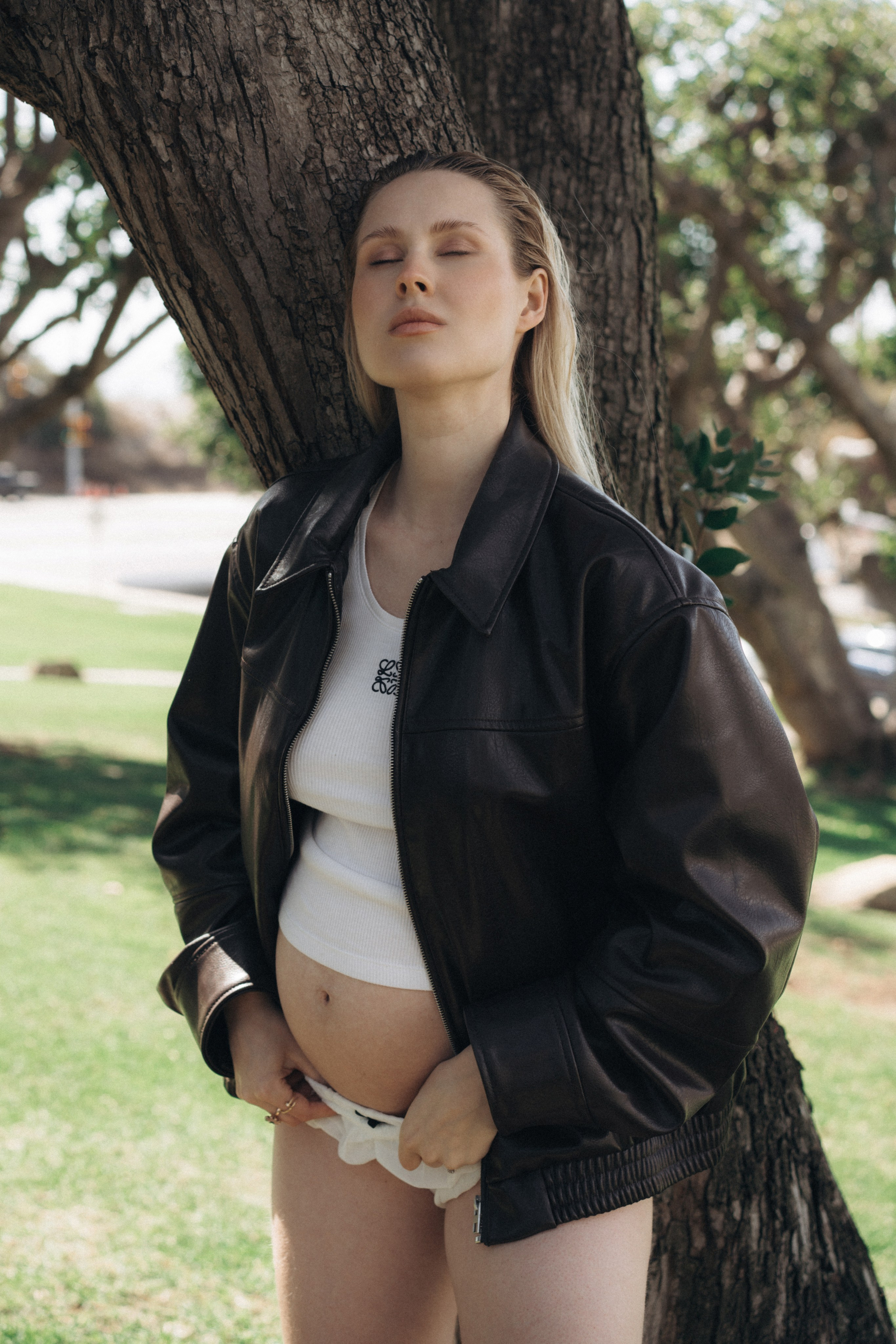 Maternity Photographer in Los Angeles | Kristina Vasilenko. Santa Monica based photographer Kristina Vasilenko