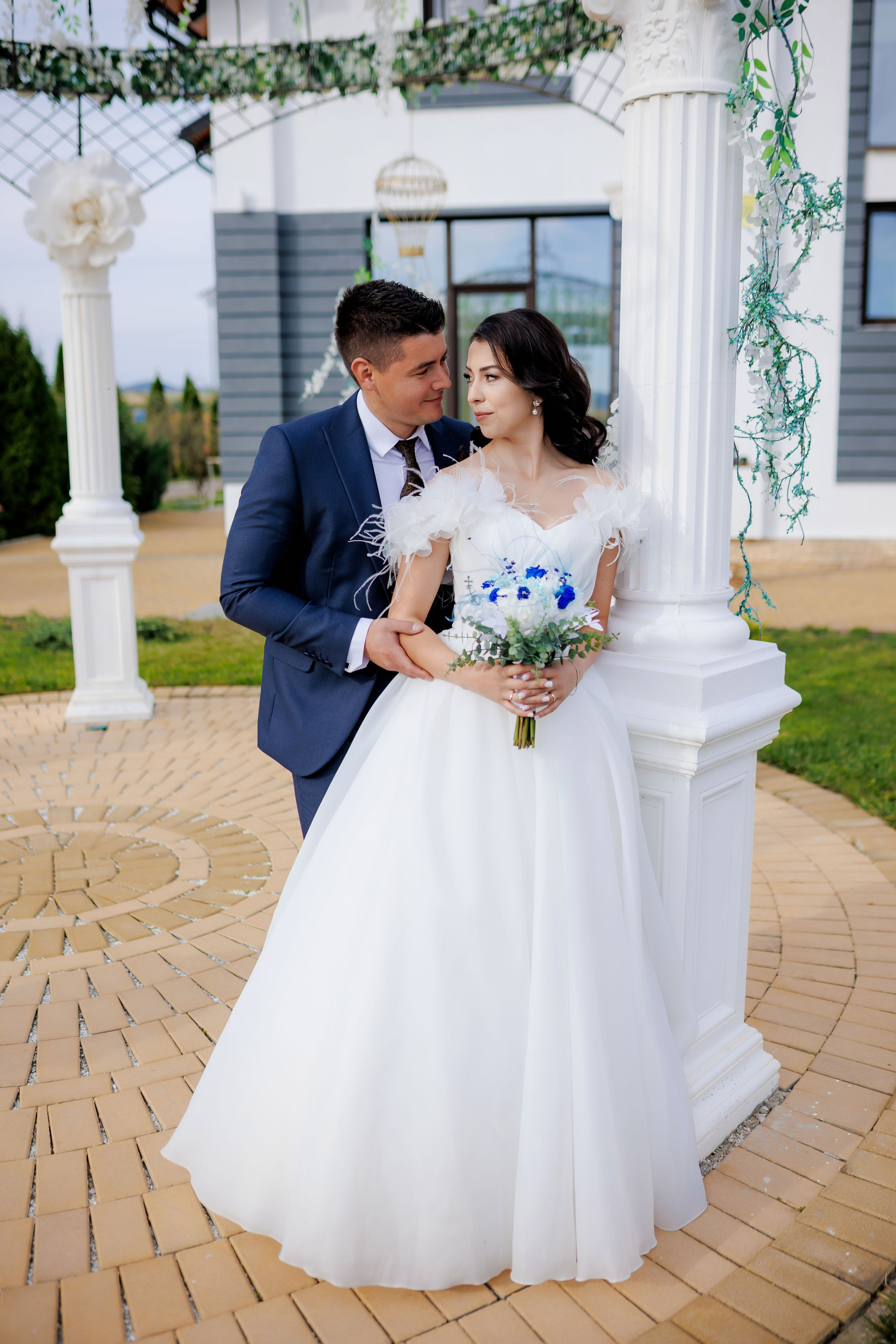 Loredana & Emilian – Ziua Nunții | Videografie - fotografie Botez Suceava, Iași, Botoșani. Servicii foto-video profesionale, pentru momente de neuitat
