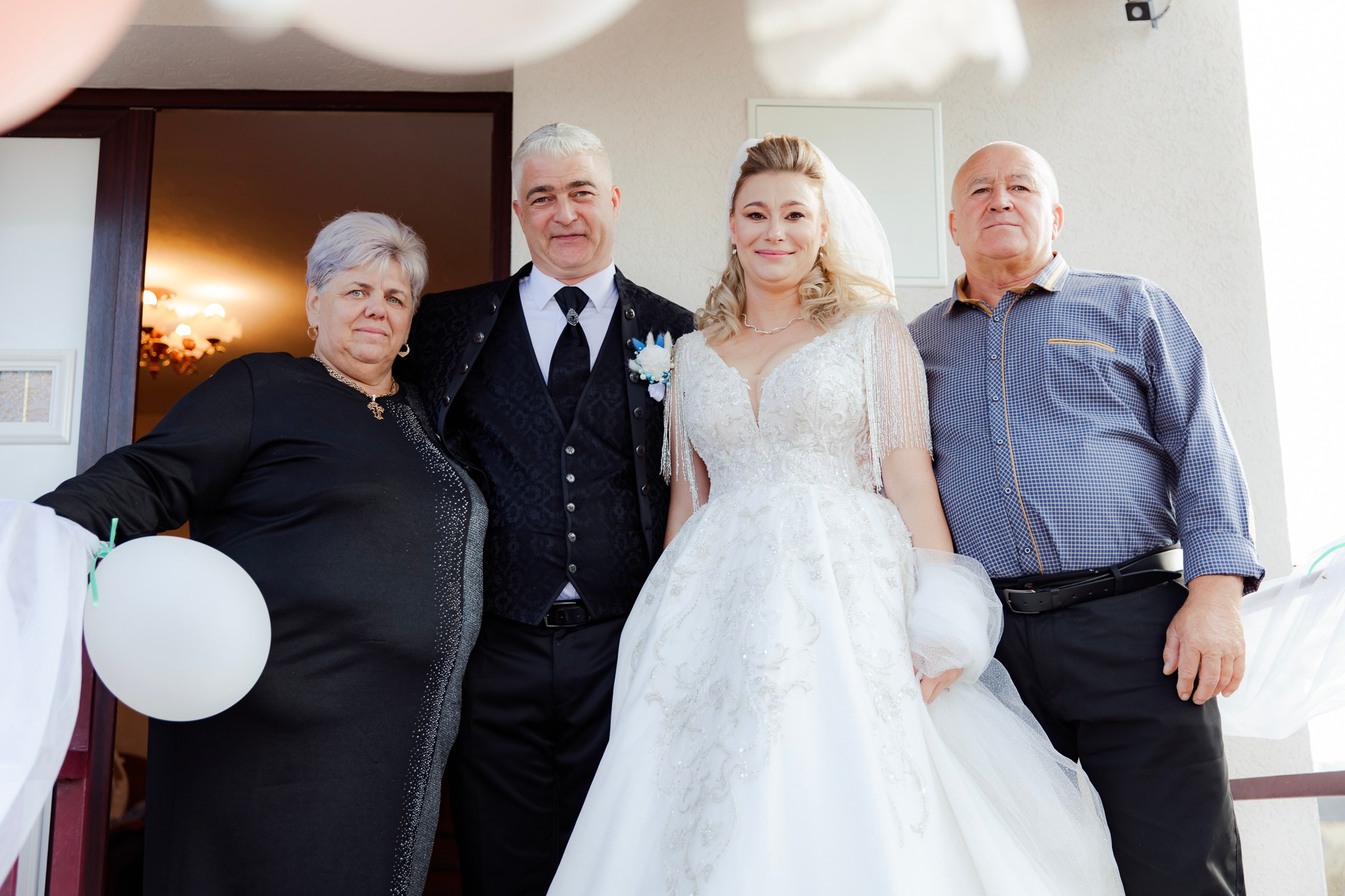 Mihai & Oana. Servicii foto-video profesionale, pentru momente de neuitat