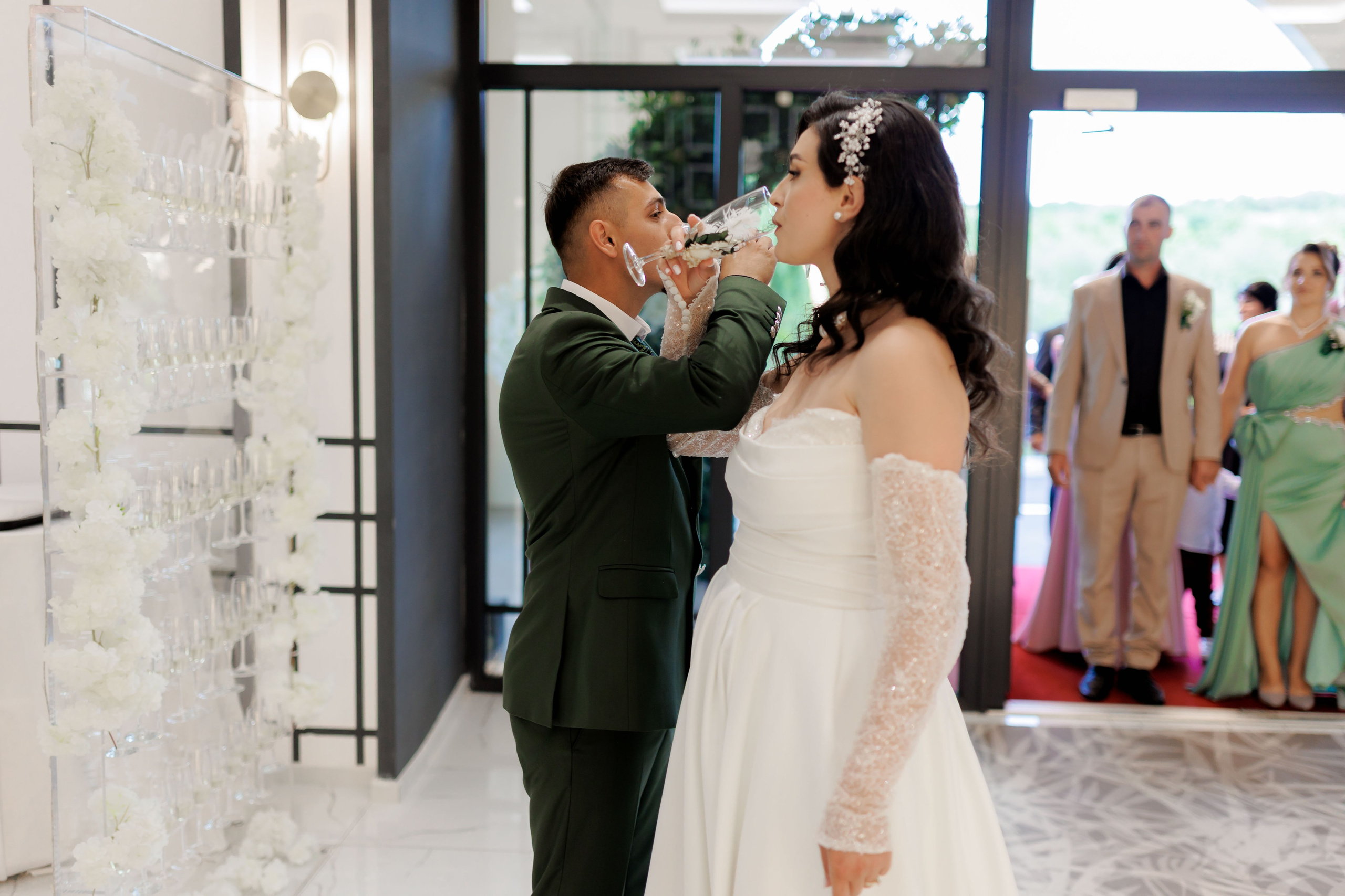 Nunta Nicoleta & Răzvan | Fotografie & Videografie Profesională. Servicii foto-video profesionale, pentru momente de neuitat