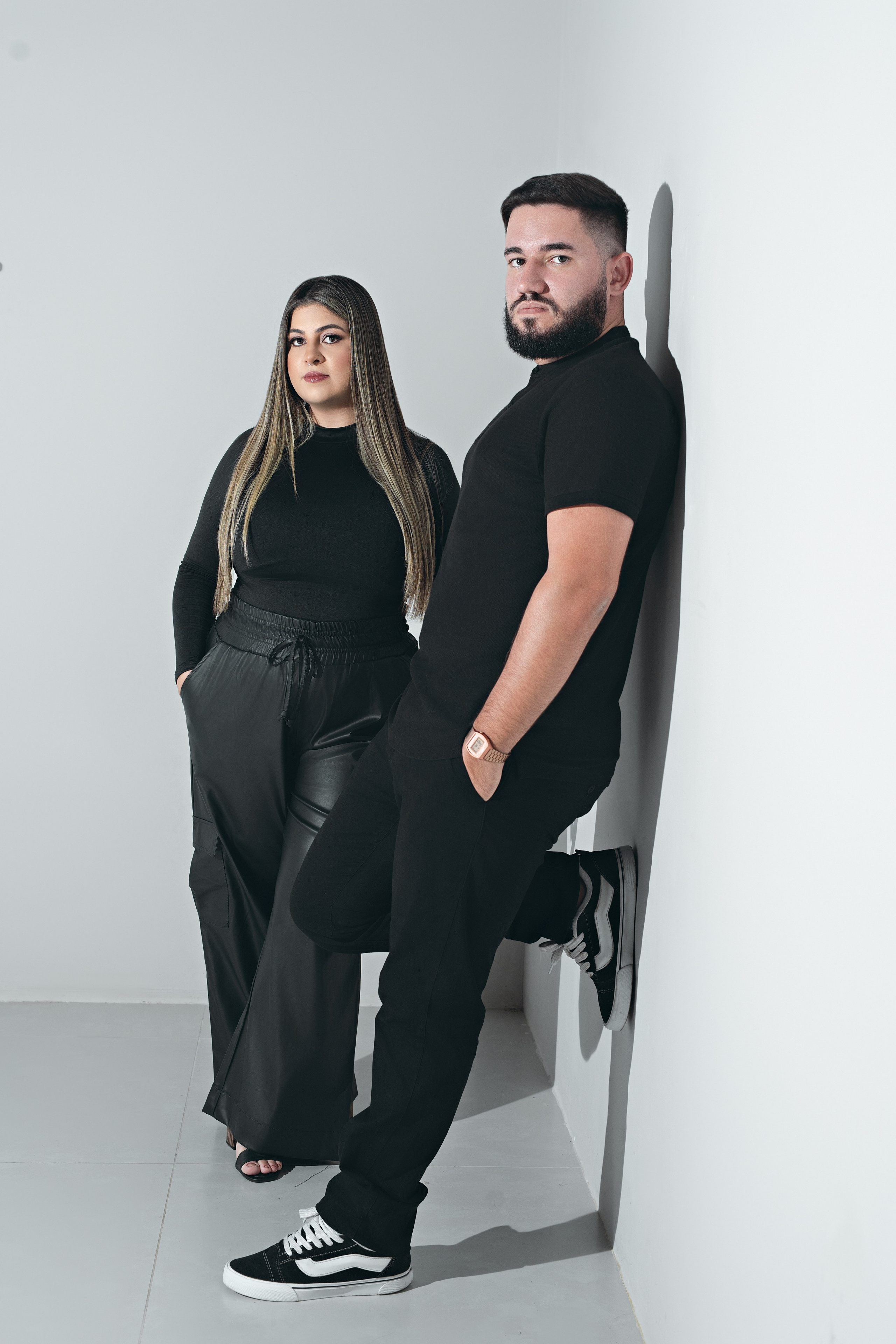 Pré Wedding Estúdio — Laisla e Bruno. Fotógrafo de casamento e Filmmaker de casamento