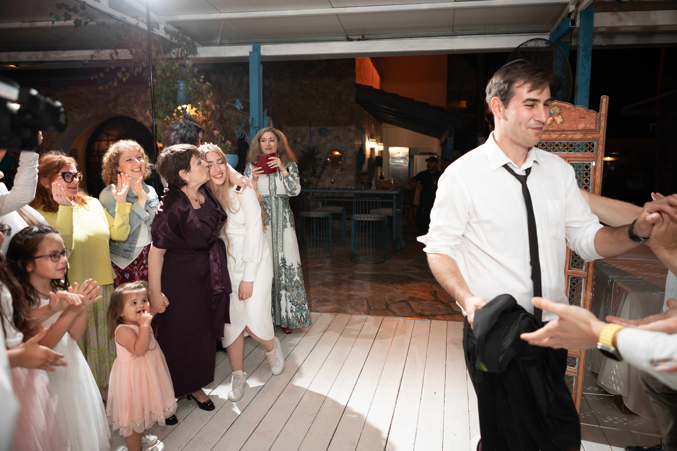 WEDDING IN A COZY PLACE NEAR TEL AVIV. PHOTOGRAPHER IN ISRAEL