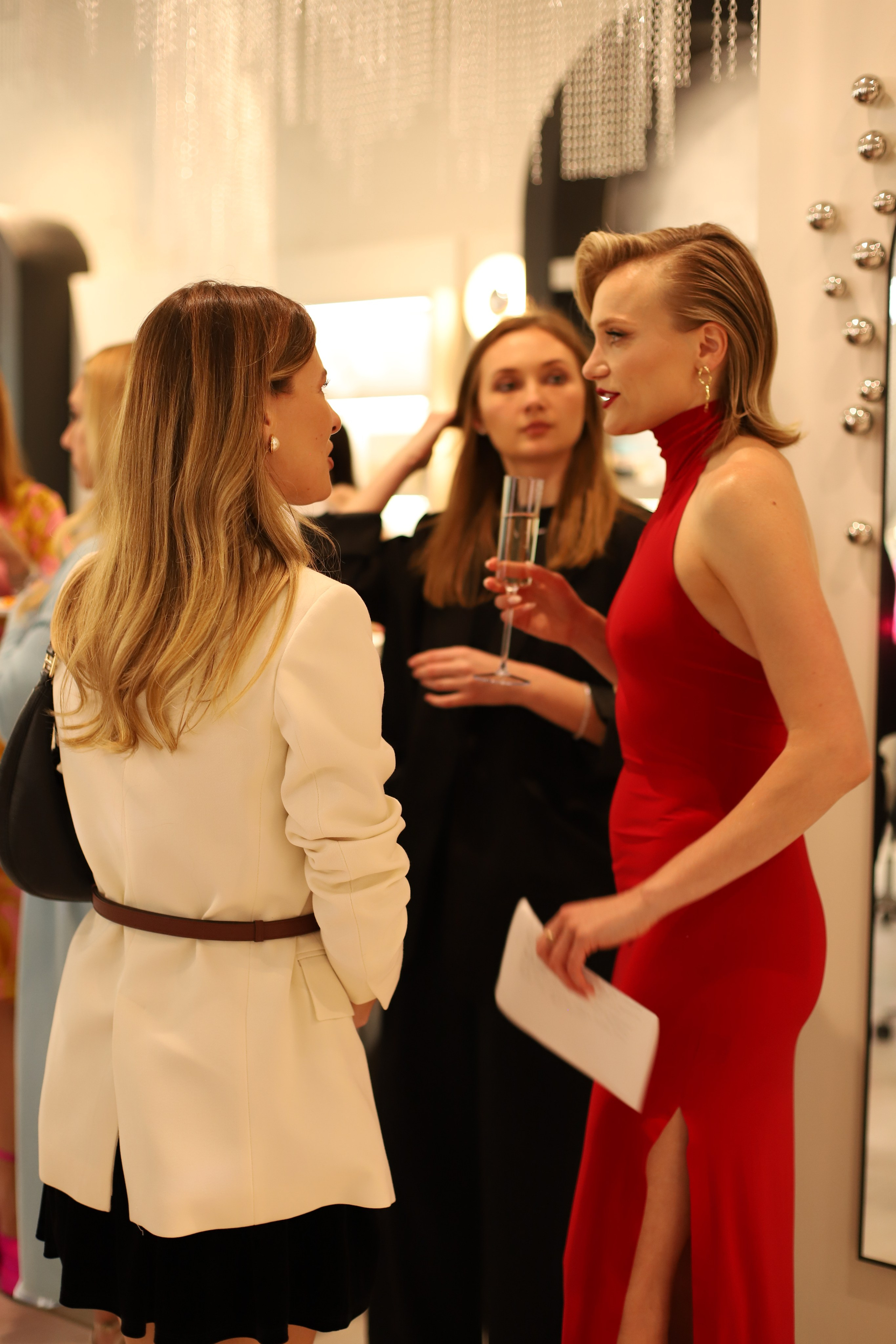 Seduction godeess. VALERIIA VIUNOVA individual shooting\love story\event\brand