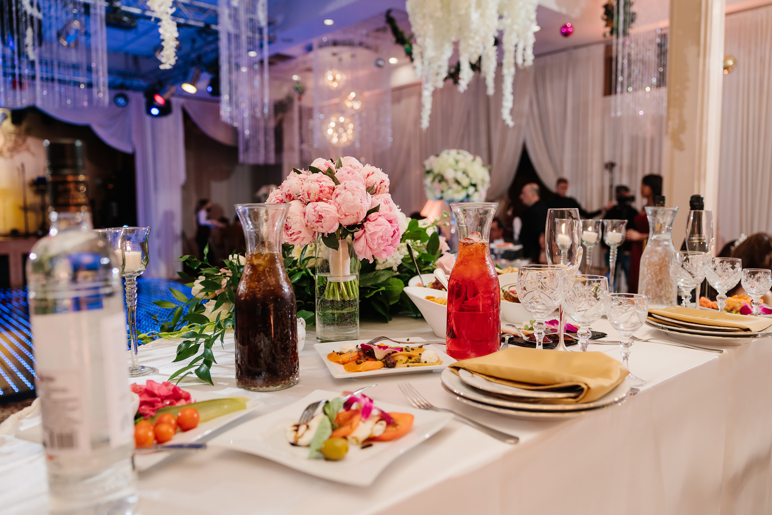 12.17.2021 Wedding. Wedding family event photographer in Chicago Nick Yushevich