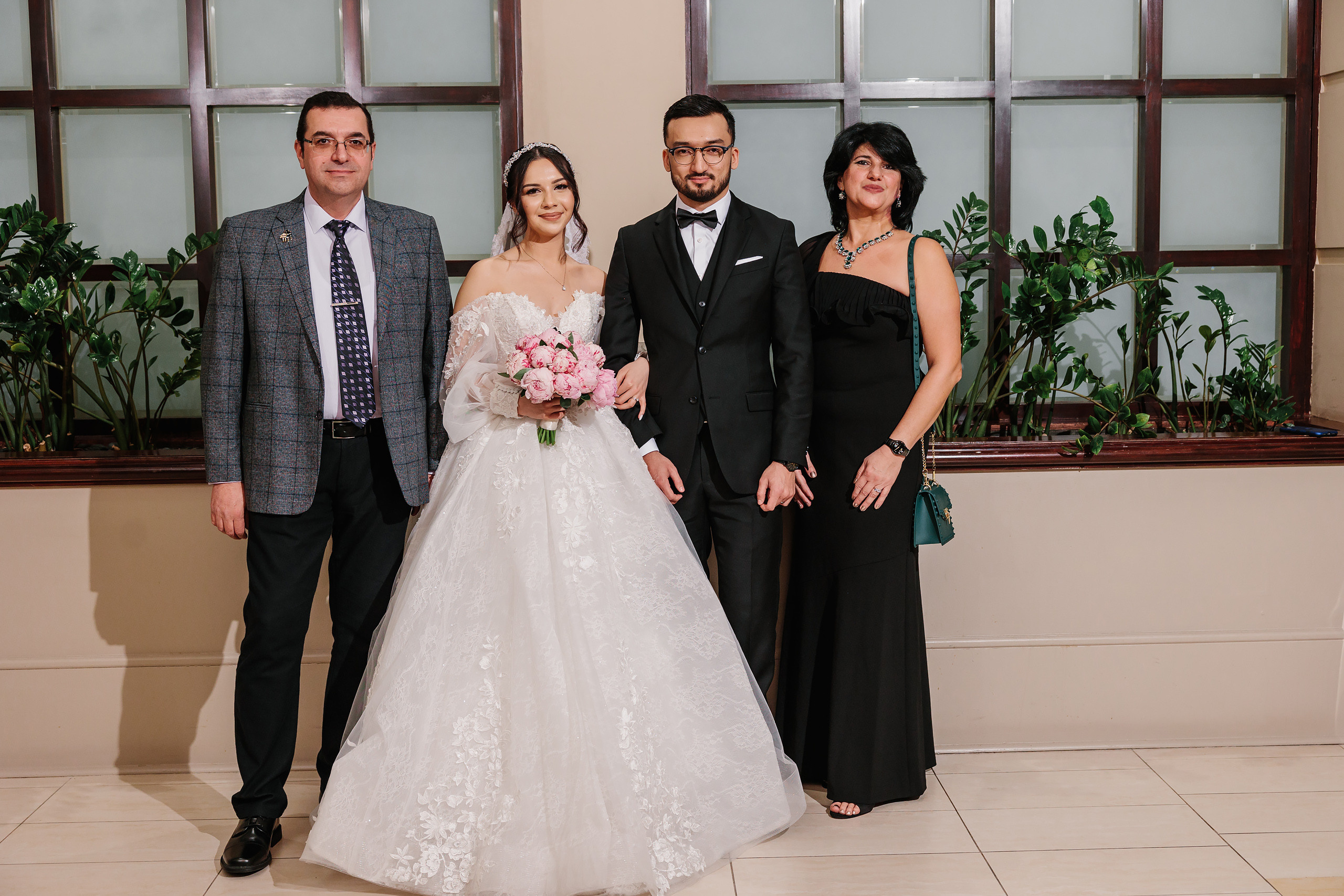 12.17.2021 Wedding. Wedding family event photographer in Chicago Nick Yushevich