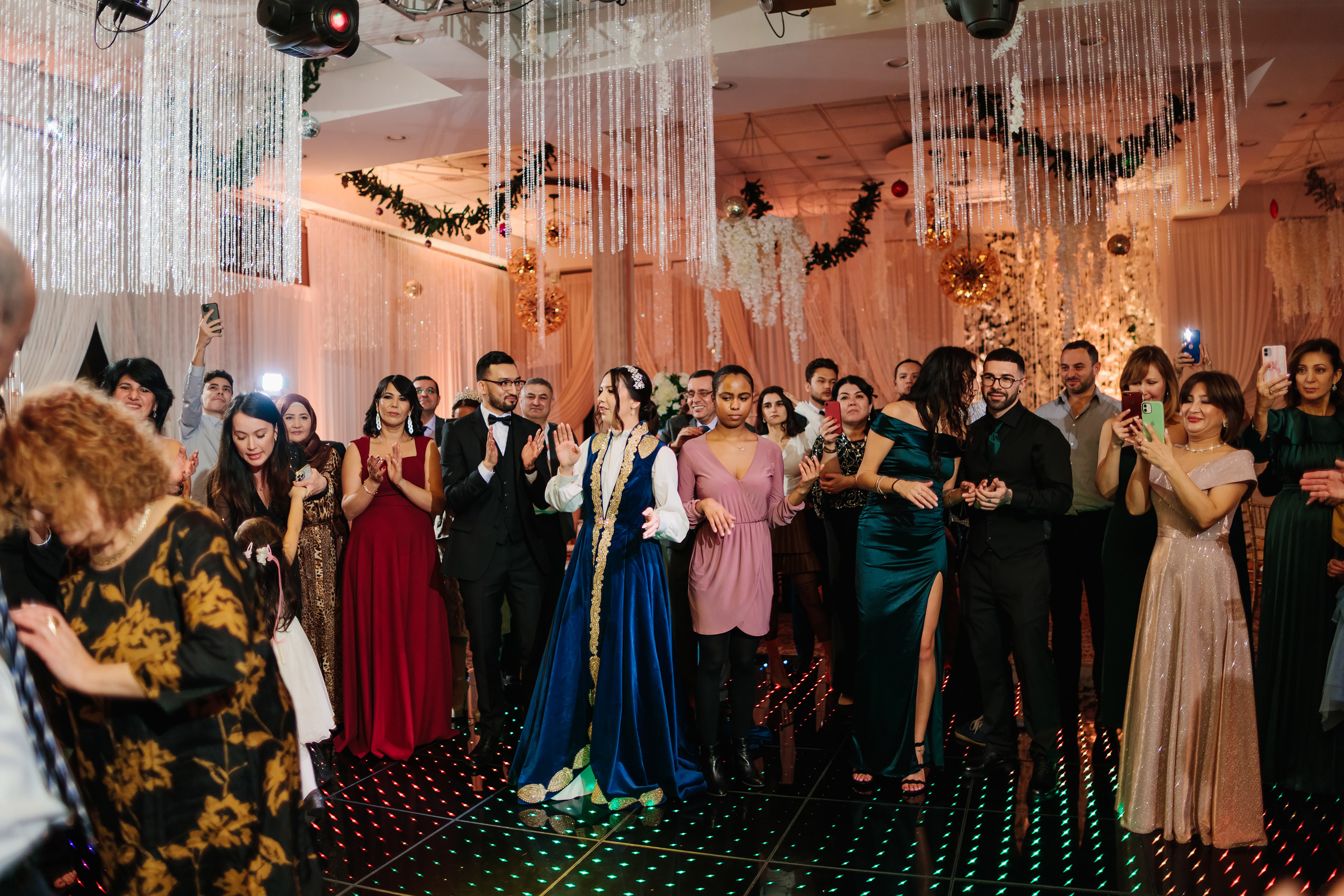 12.17.2021 Wedding. Wedding family event photographer in Chicago Nick Yushevich