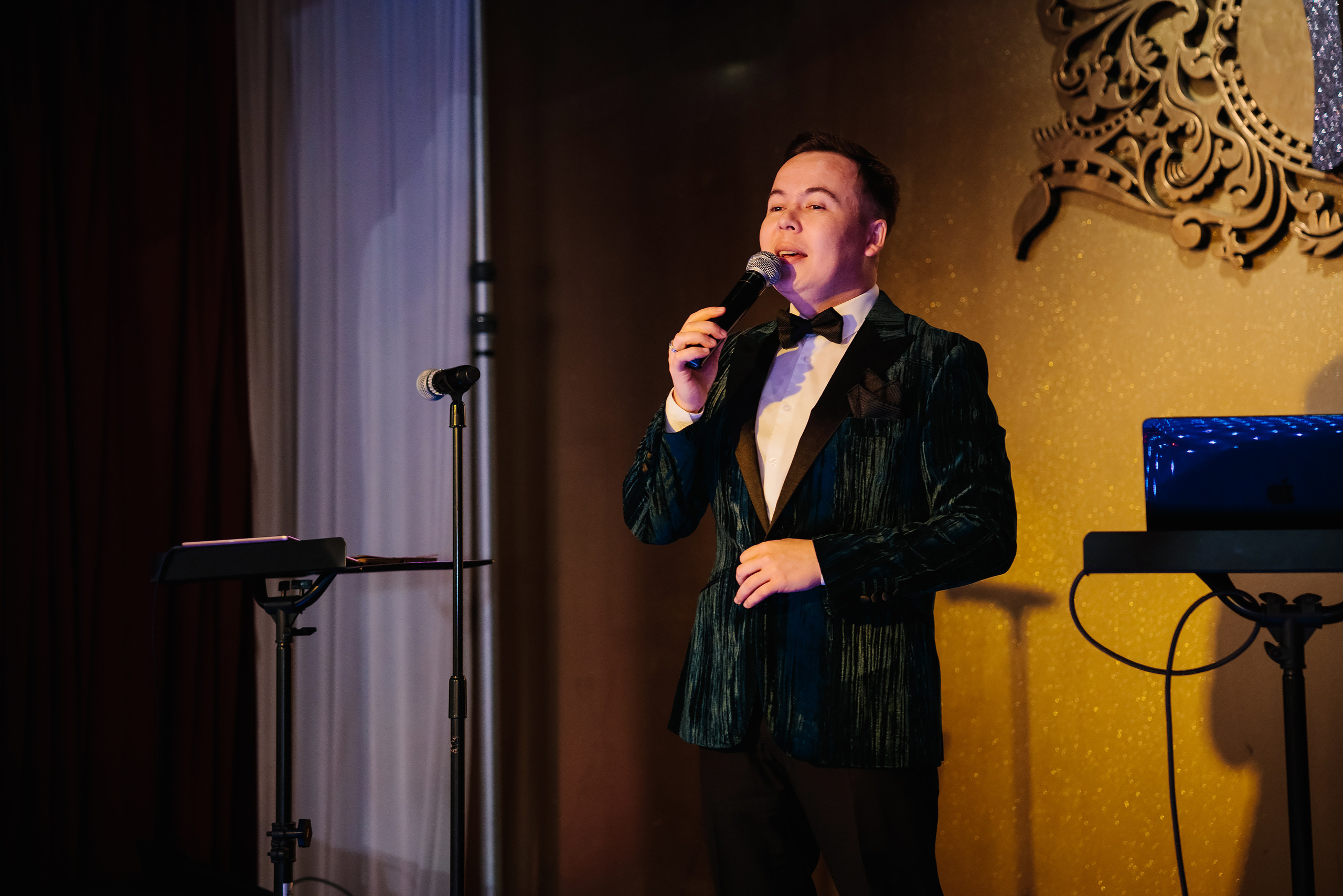 12.17.2021 Wedding. Wedding family event photographer in Chicago Nick Yushevich