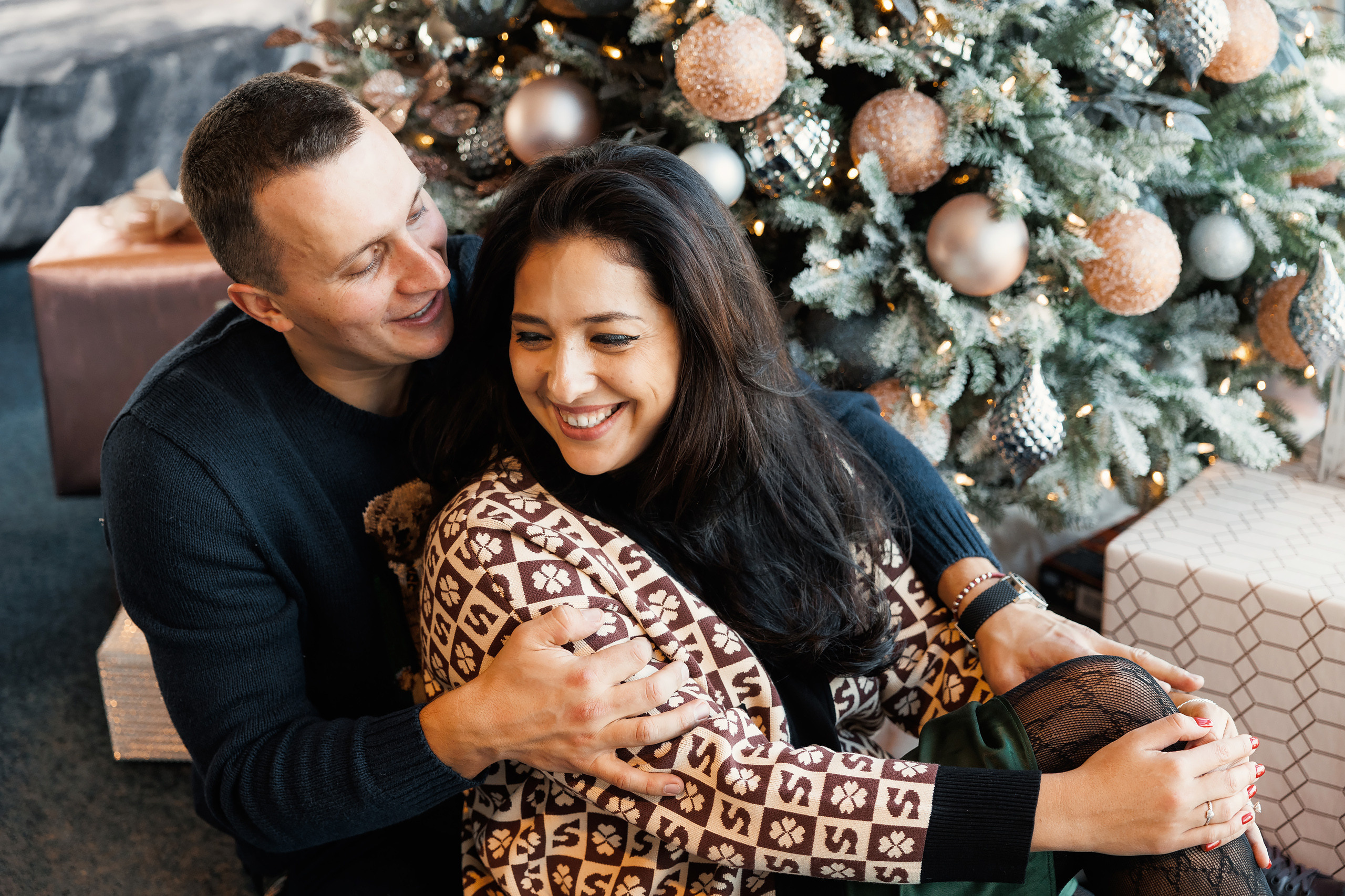 12192021 Christmas Photoshoot. Wedding family event photographer in Chicago Nick Yushevich