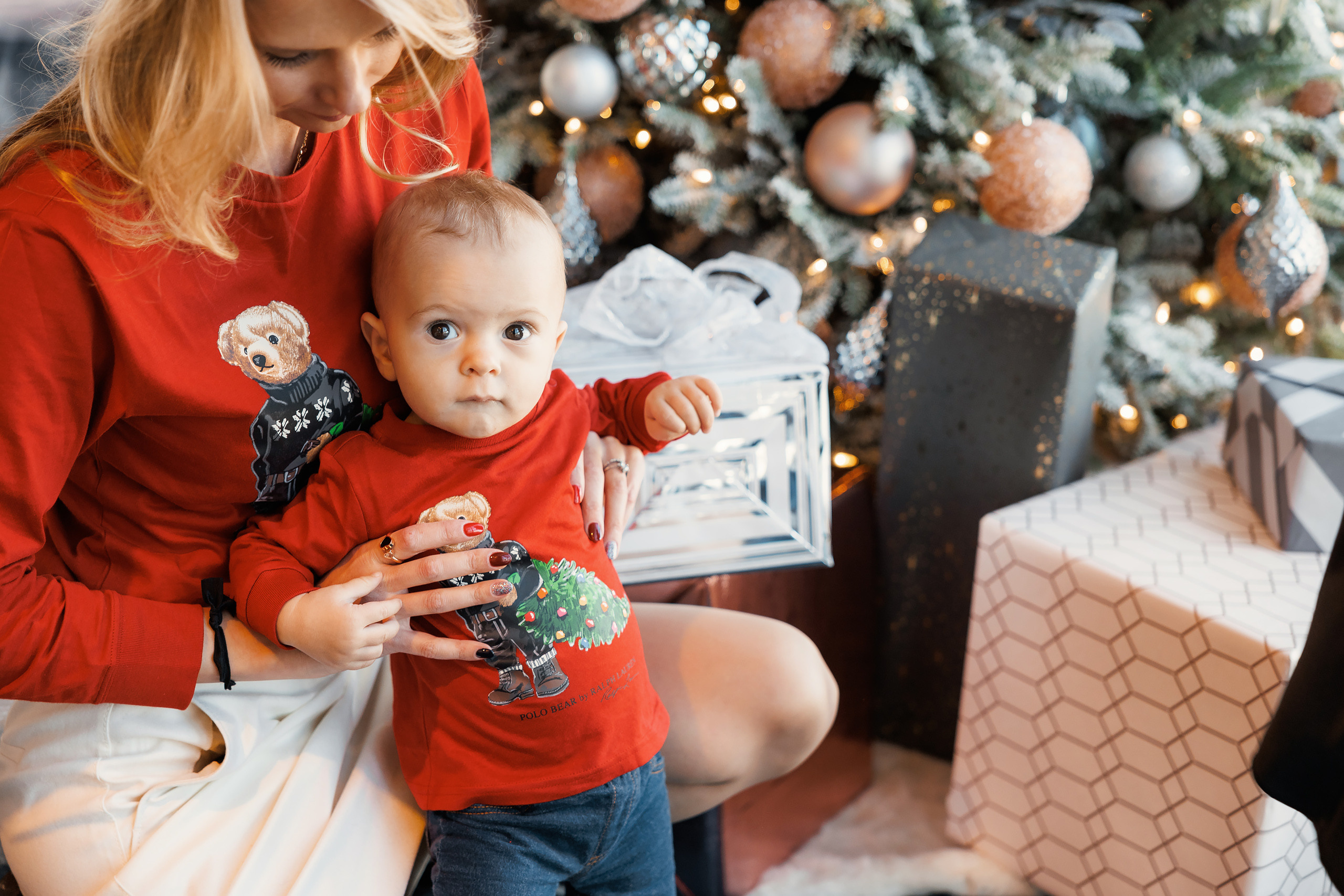 12192021 Christmas Photoshoot. Wedding family event photographer in Chicago Nick Yushevich