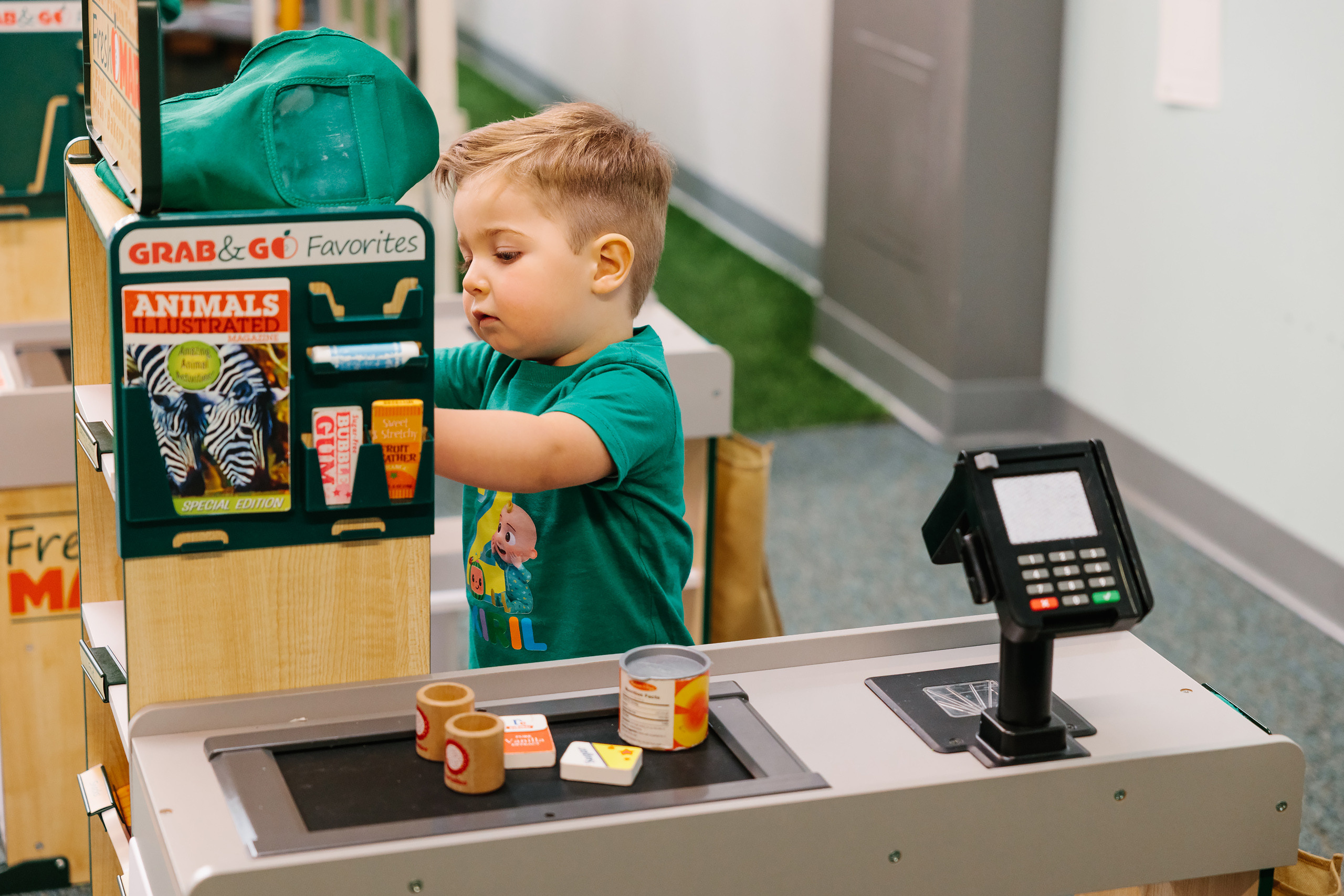 12.18.2021 Birthday Party. Wedding family event photographer in Chicago Nick Yushevich