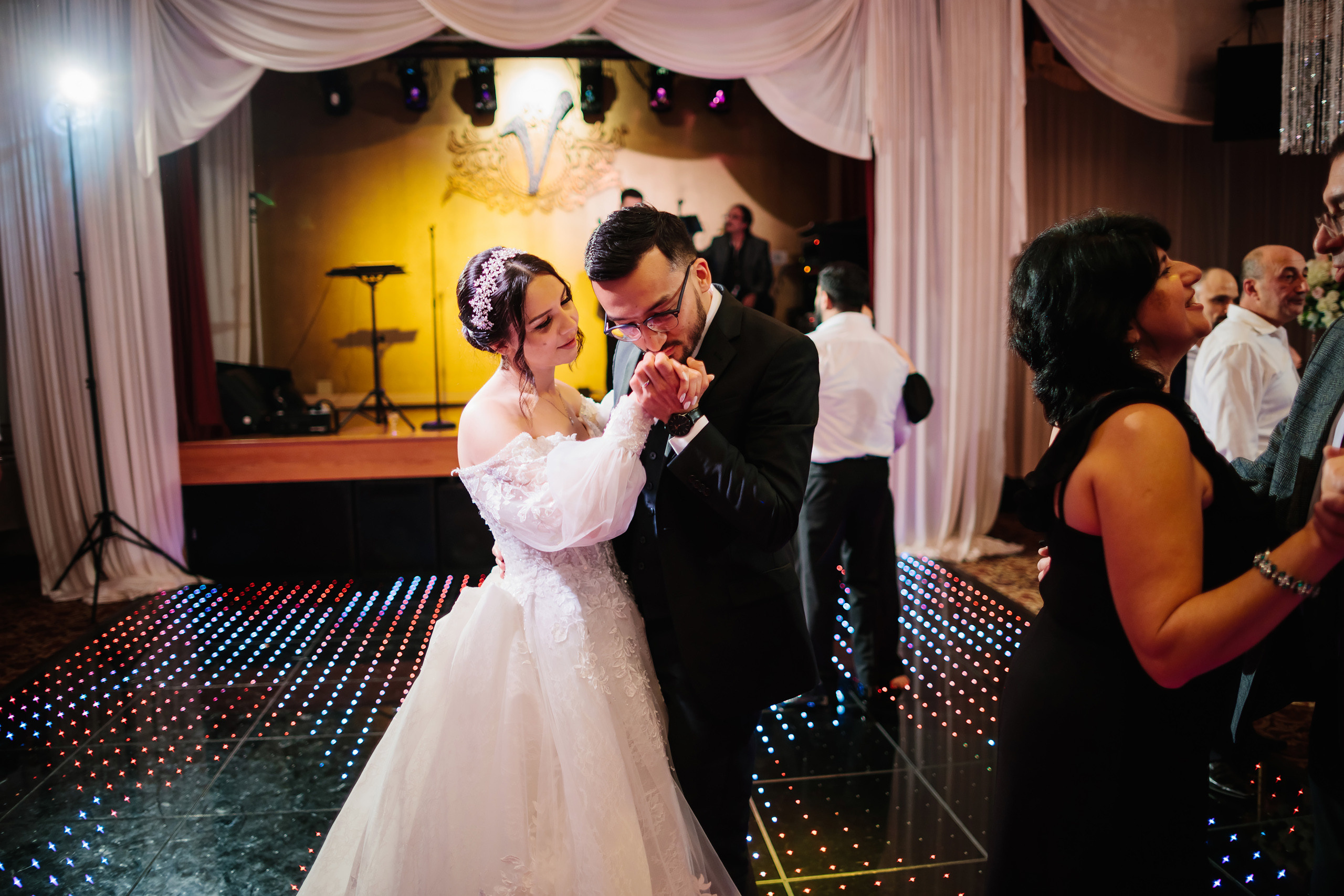 12.17.2021 Wedding. Wedding family event photographer in Chicago Nick Yushevich