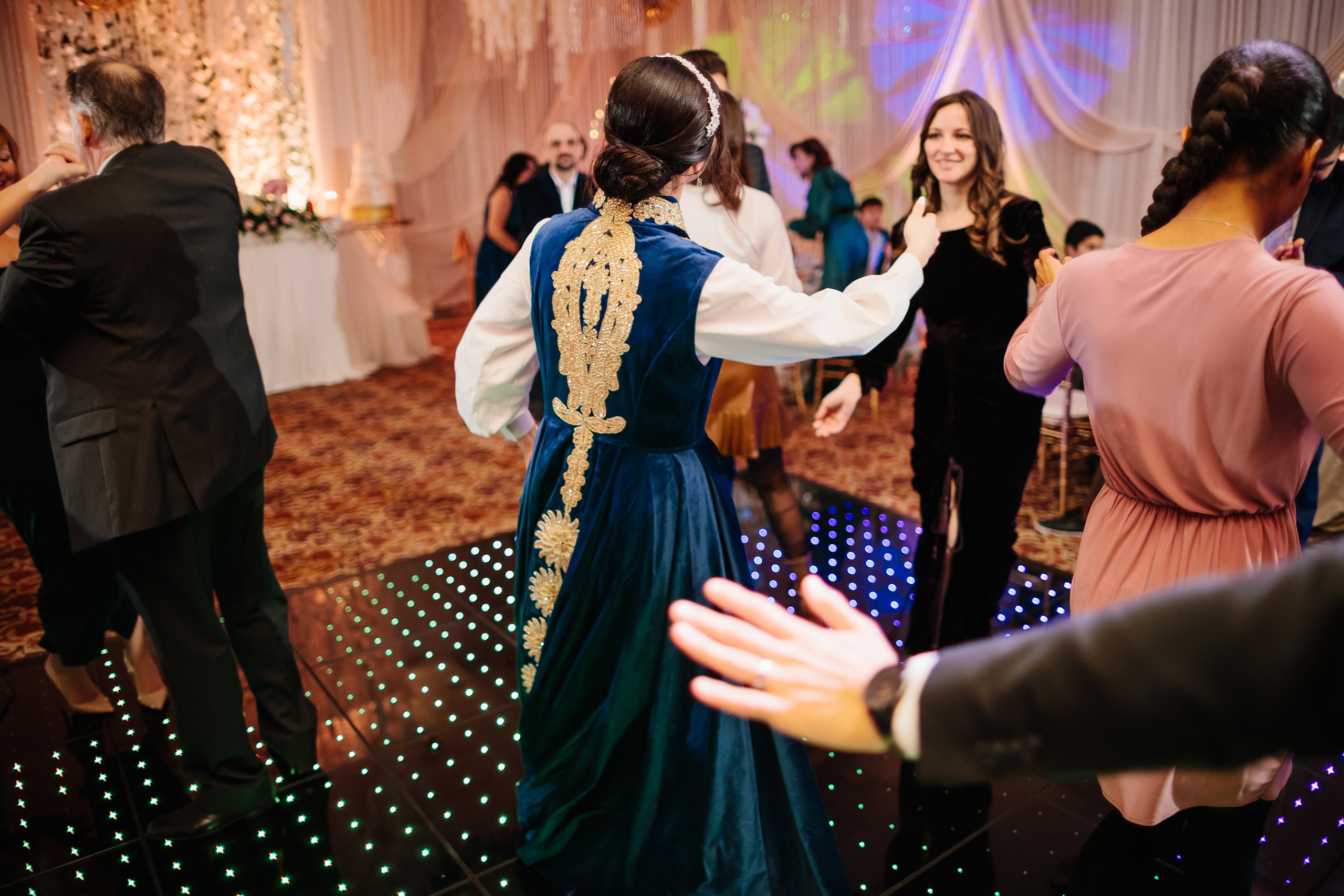 12.17.2021 Wedding. Wedding family event photographer in Chicago Nick Yushevich