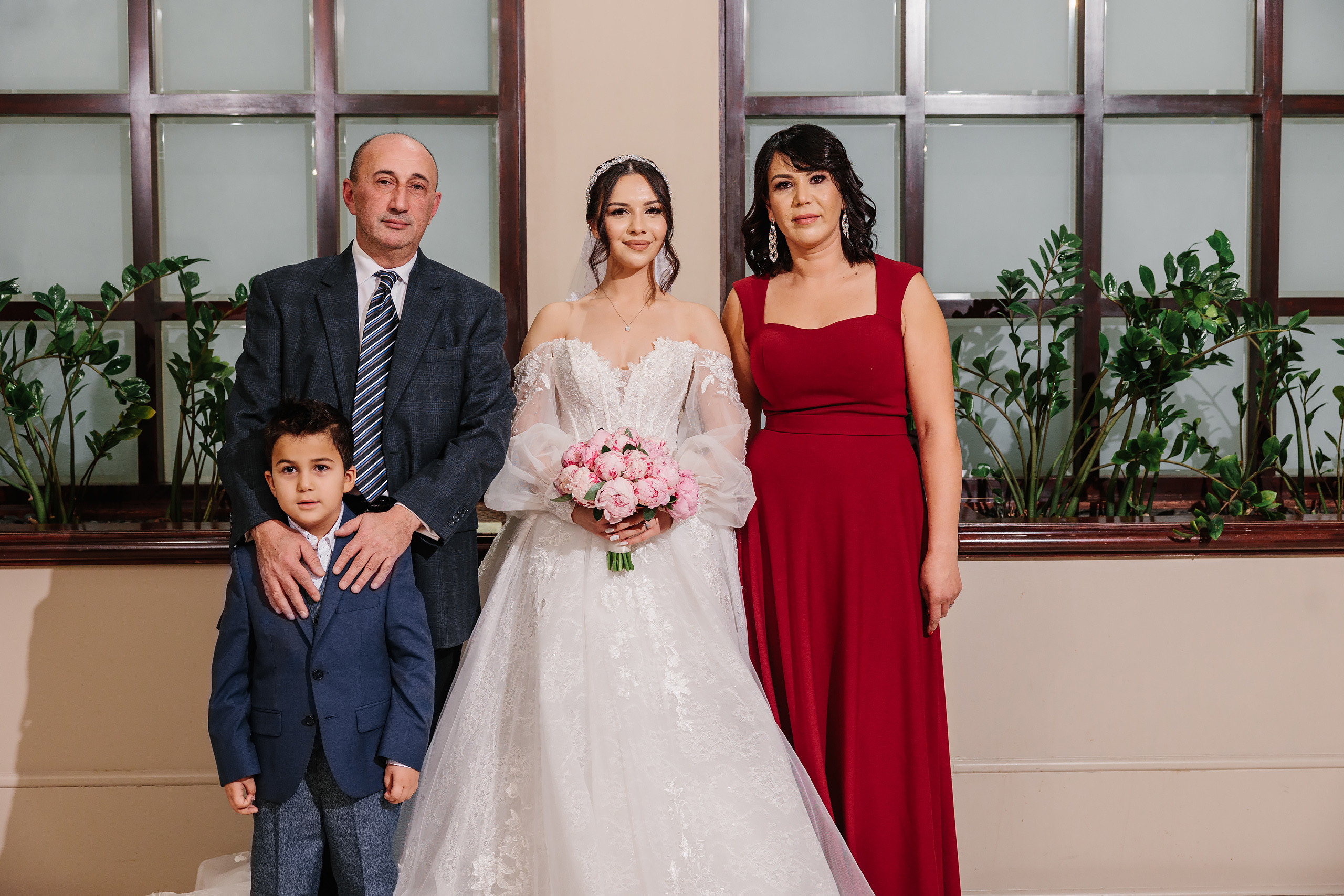 12.17.2021 Wedding. Wedding family event photographer in Chicago Nick Yushevich