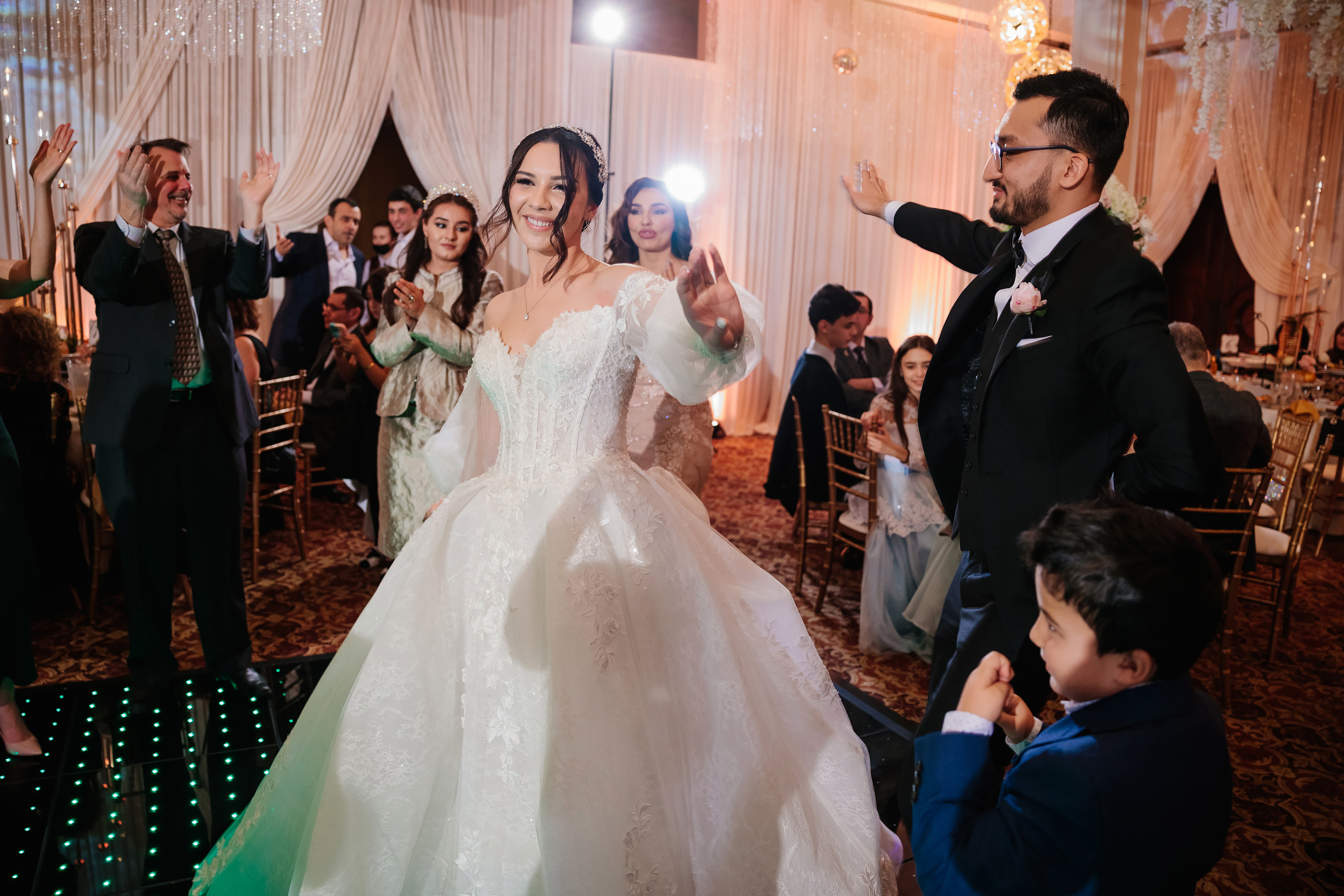 12.17.2021 Wedding. Wedding family event photographer in Chicago Nick Yushevich