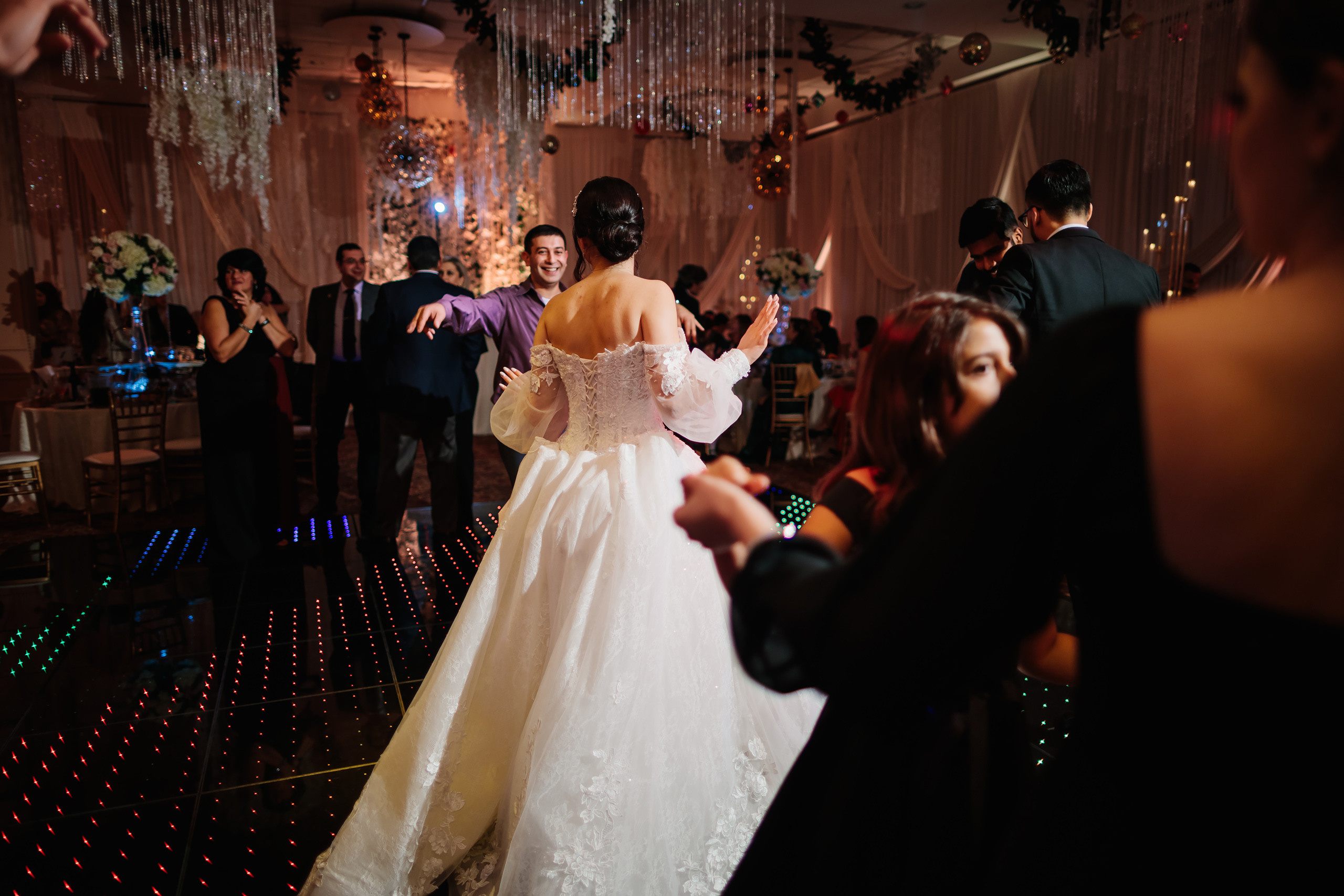 12.17.2021 Wedding. Wedding family event photographer in Chicago Nick Yushevich