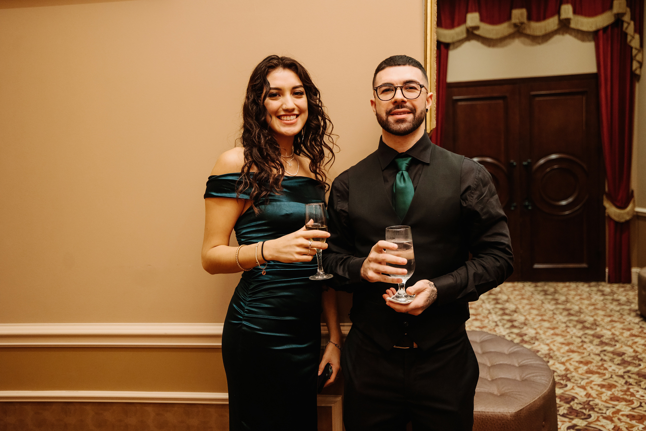 12.17.2021 Wedding. Wedding family event photographer in Chicago Nick Yushevich