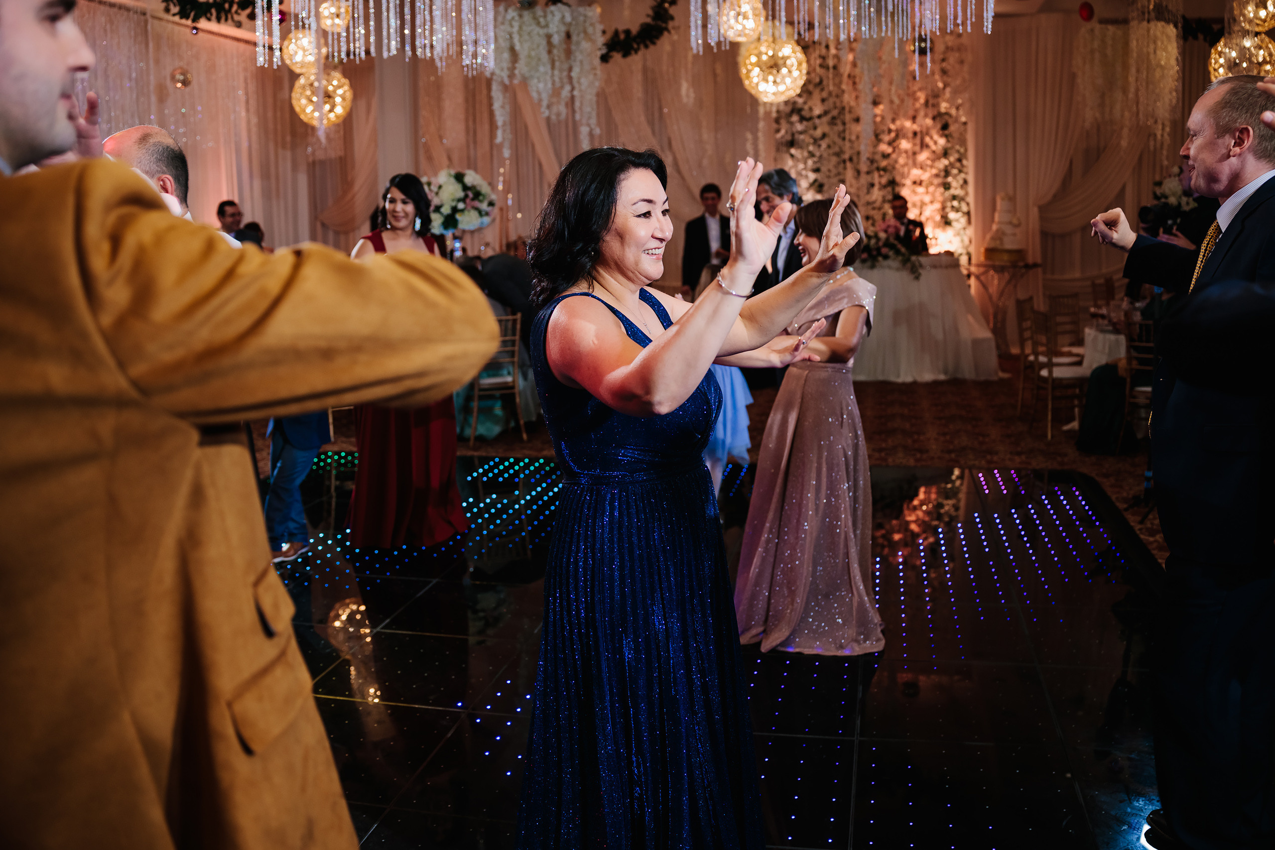 12.17.2021 Wedding. Wedding family event photographer in Chicago Nick Yushevich